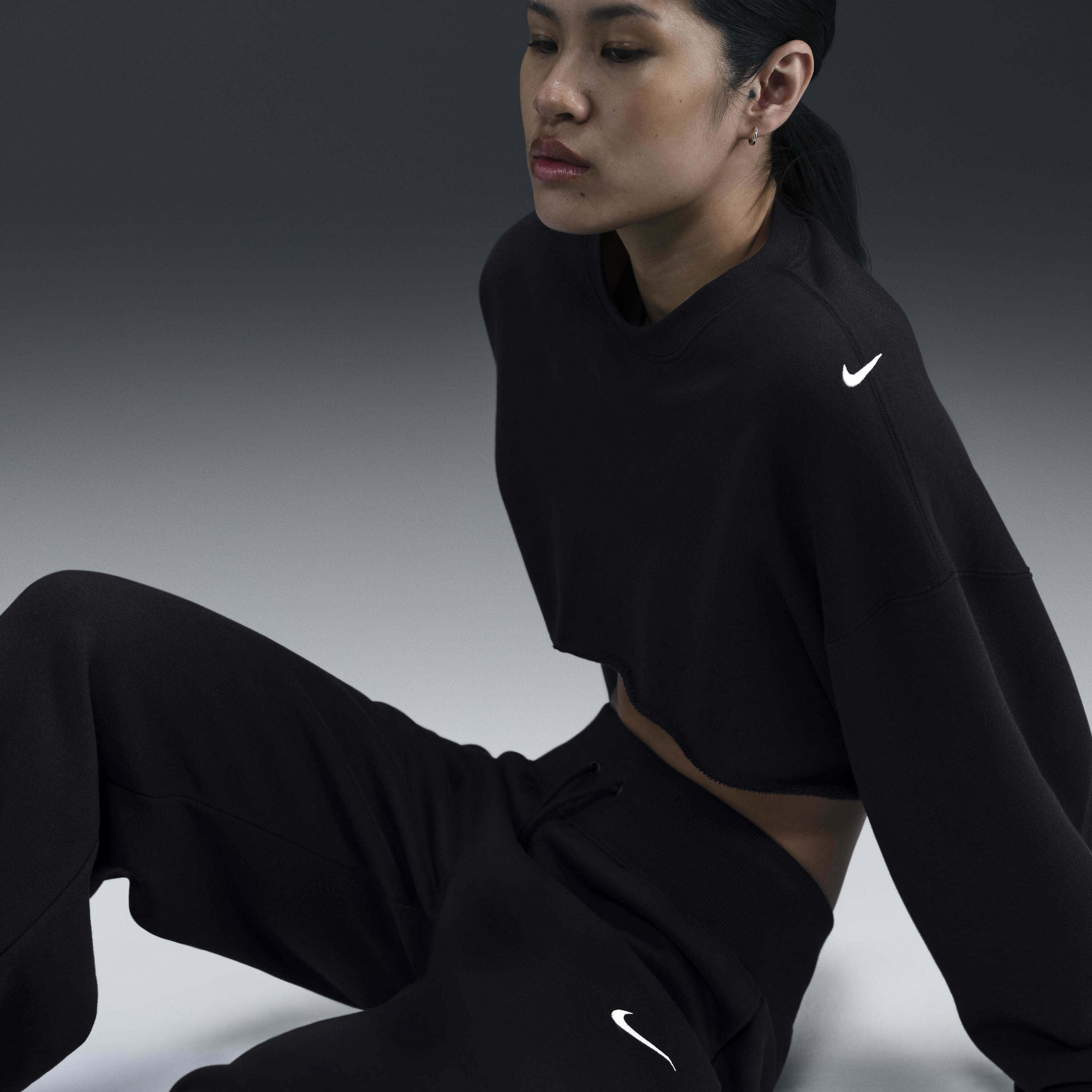 NIKE, Women's High-waisted Wide-leg Tracksuit Bottoms Sportswear Phoenix Fleece