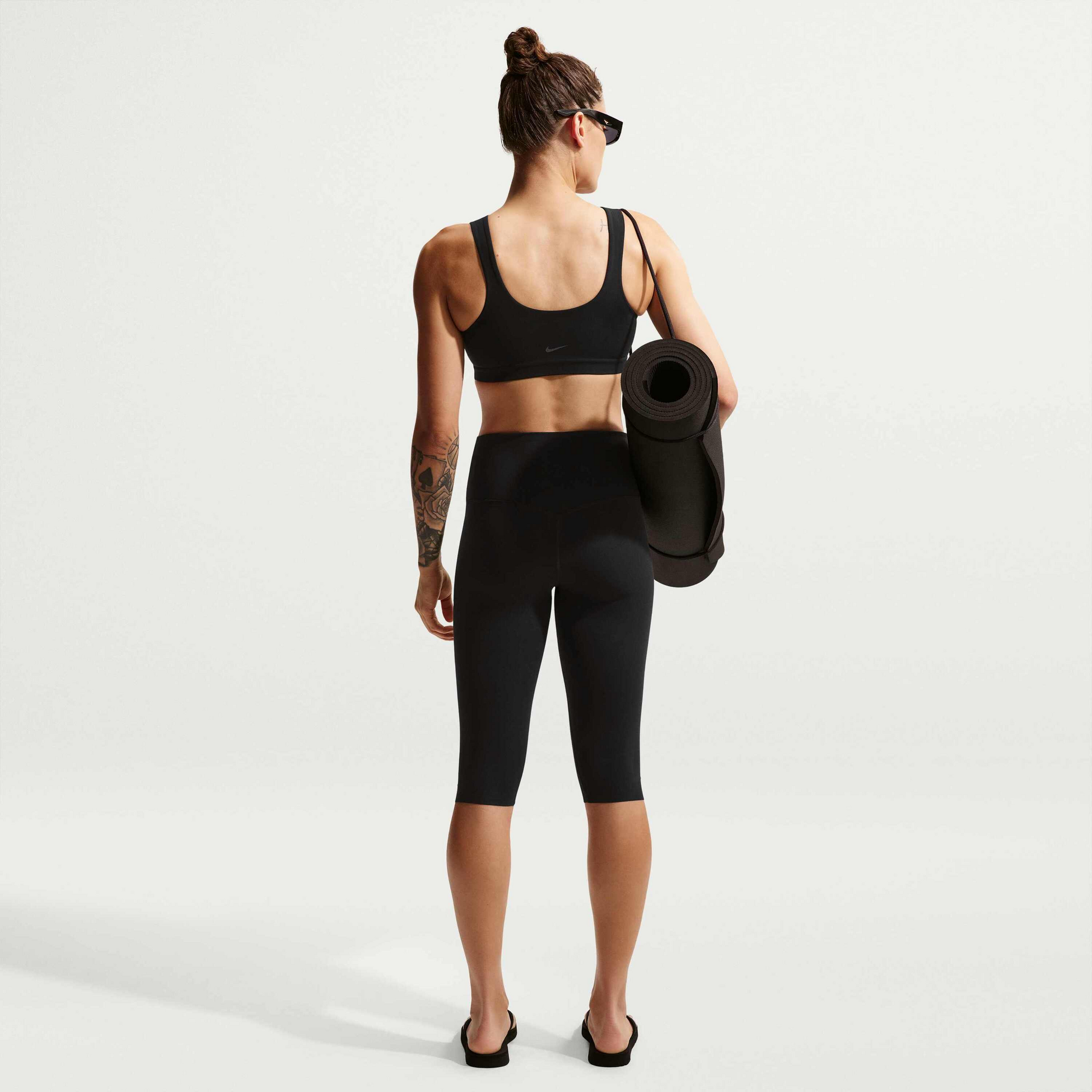 NIKE, Women's Light-support Lightly Lined Sports Bra Zenvy