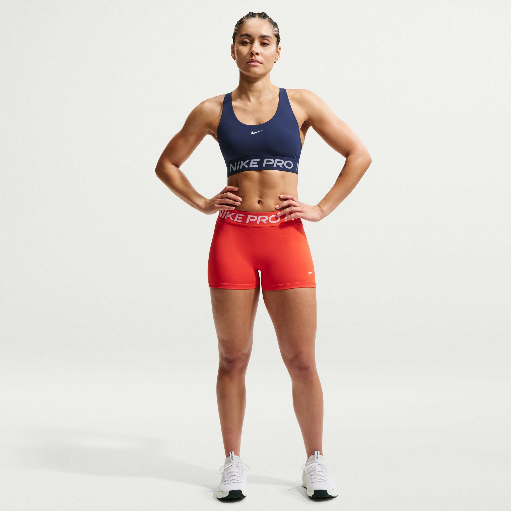NIKE, Women's Light-support Non-padded Sports Bra Pro 365