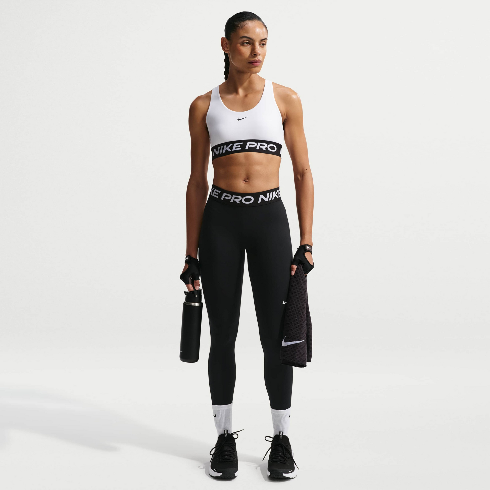 NIKE, Women's Light-support Non-padded Sports Bra Pro 365