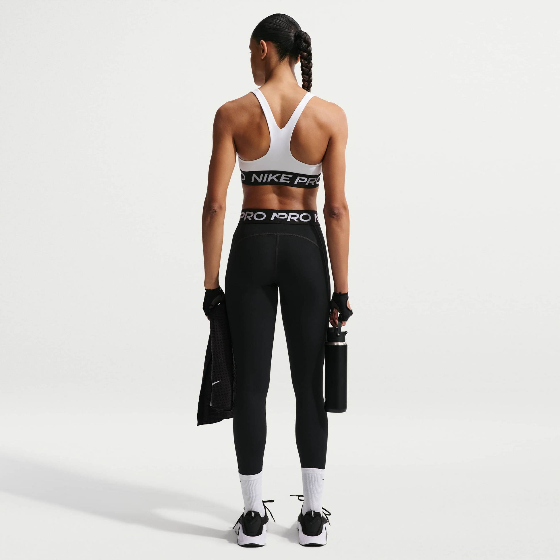NIKE, Women's Light-support Non-padded Sports Bra Pro 365