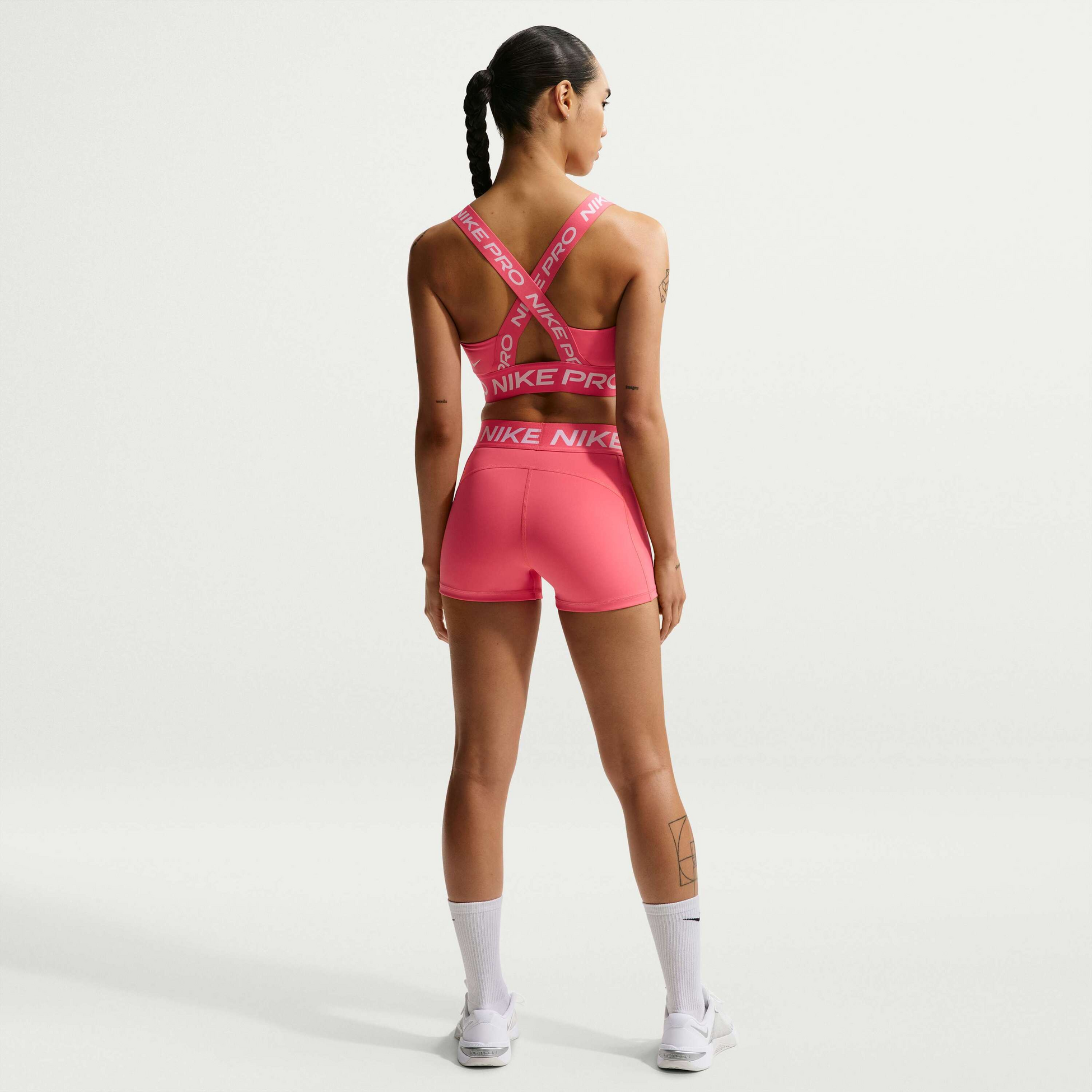 NIKE, Women's Light-support Non-padded Sports Bra Pro