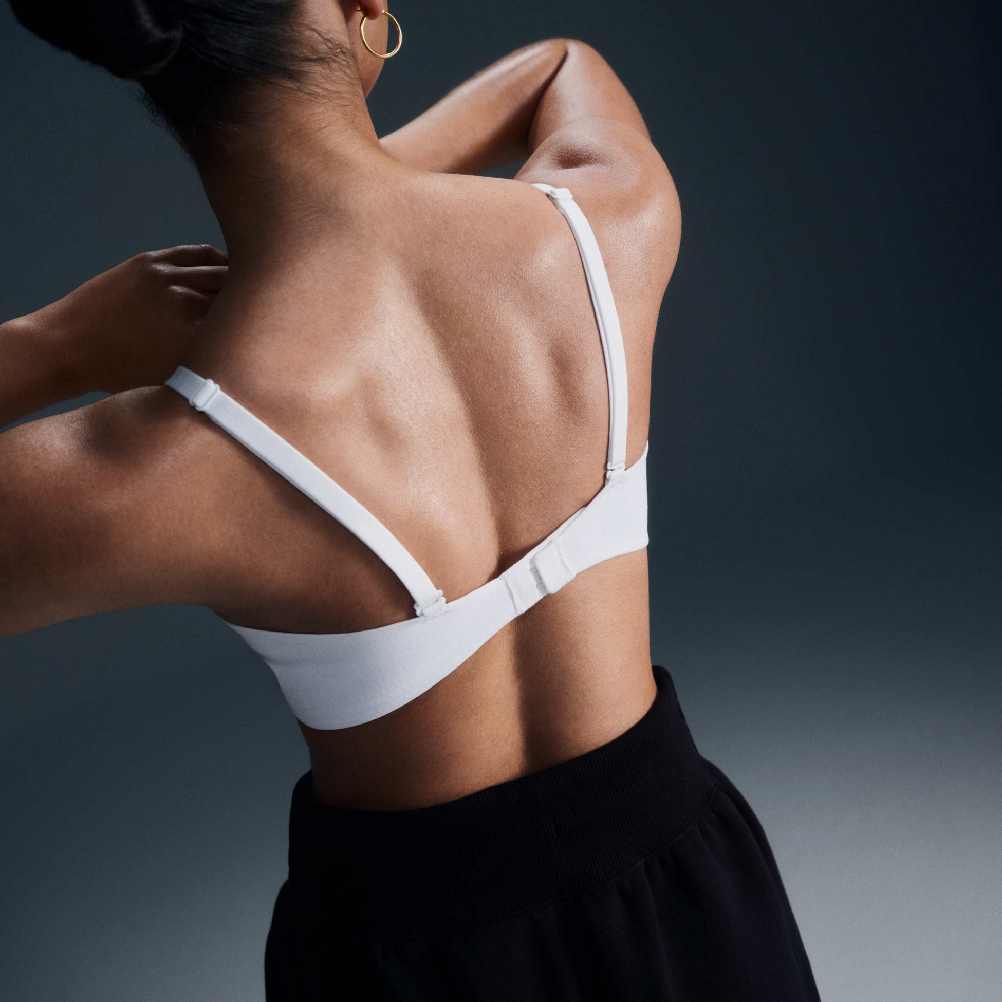 NIKE, Women's Light-support Padded Convertible Sports Bra Alate Minimalist
