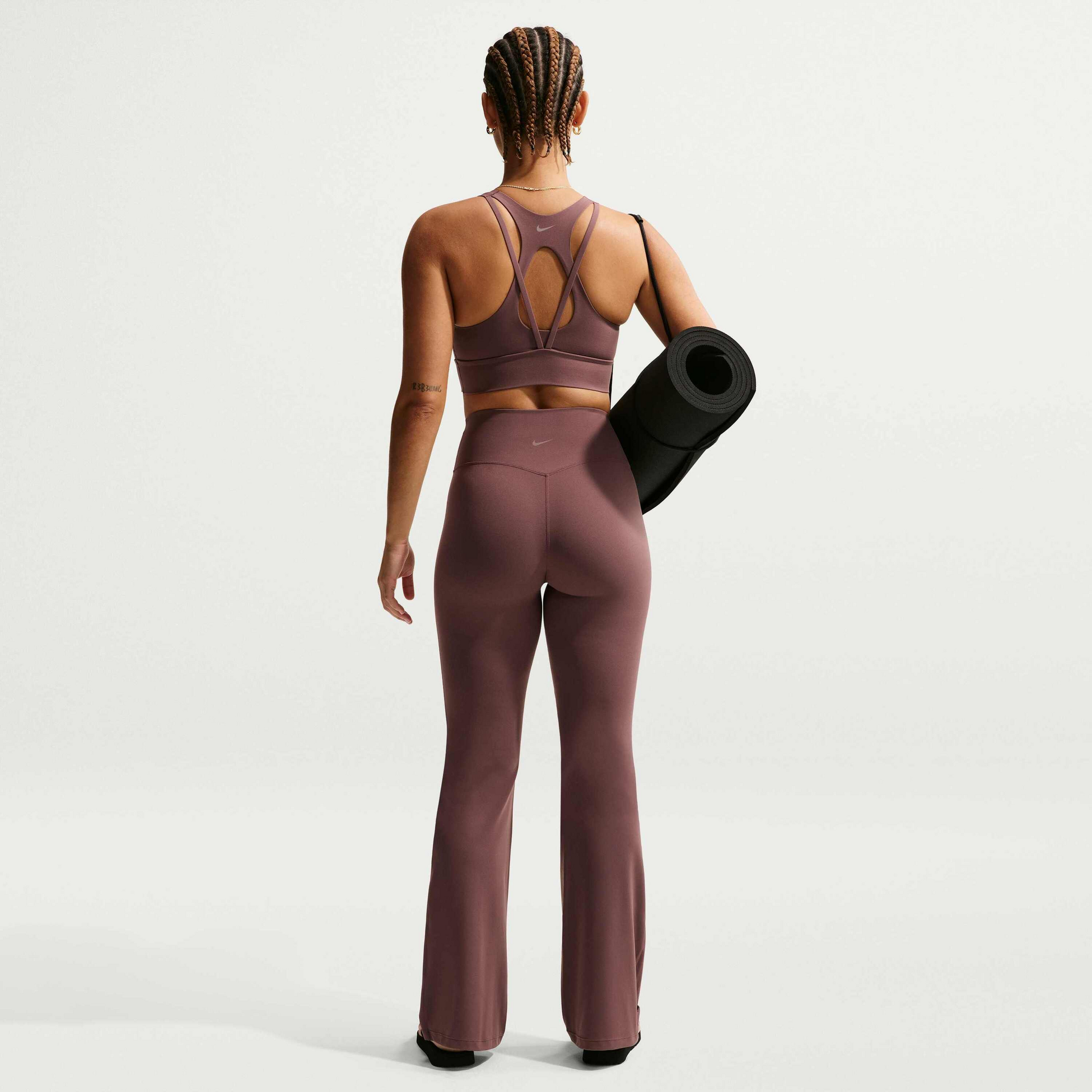 NIKE, Women's Light-support Padded Longline Sports Bra Zenvy