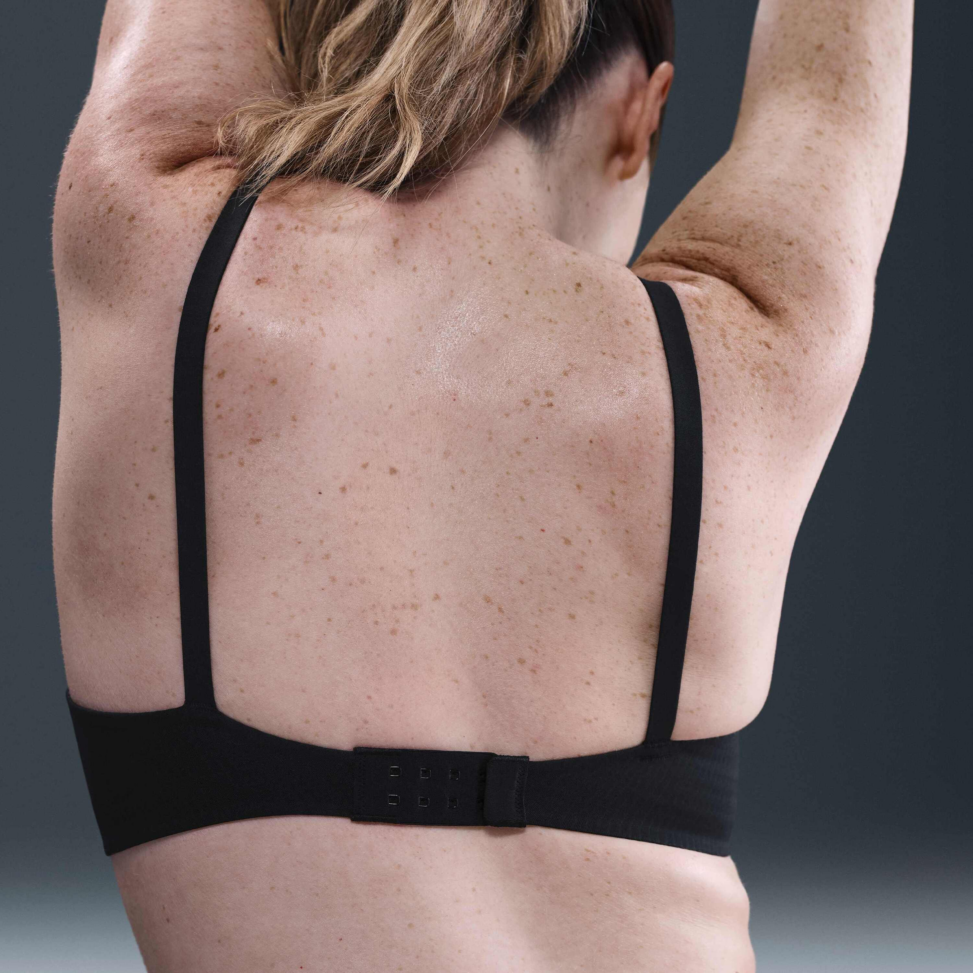 NIKE, Women's Light-support Padded Nursing Sports Bra (maternity) (m) Alate Minimalist