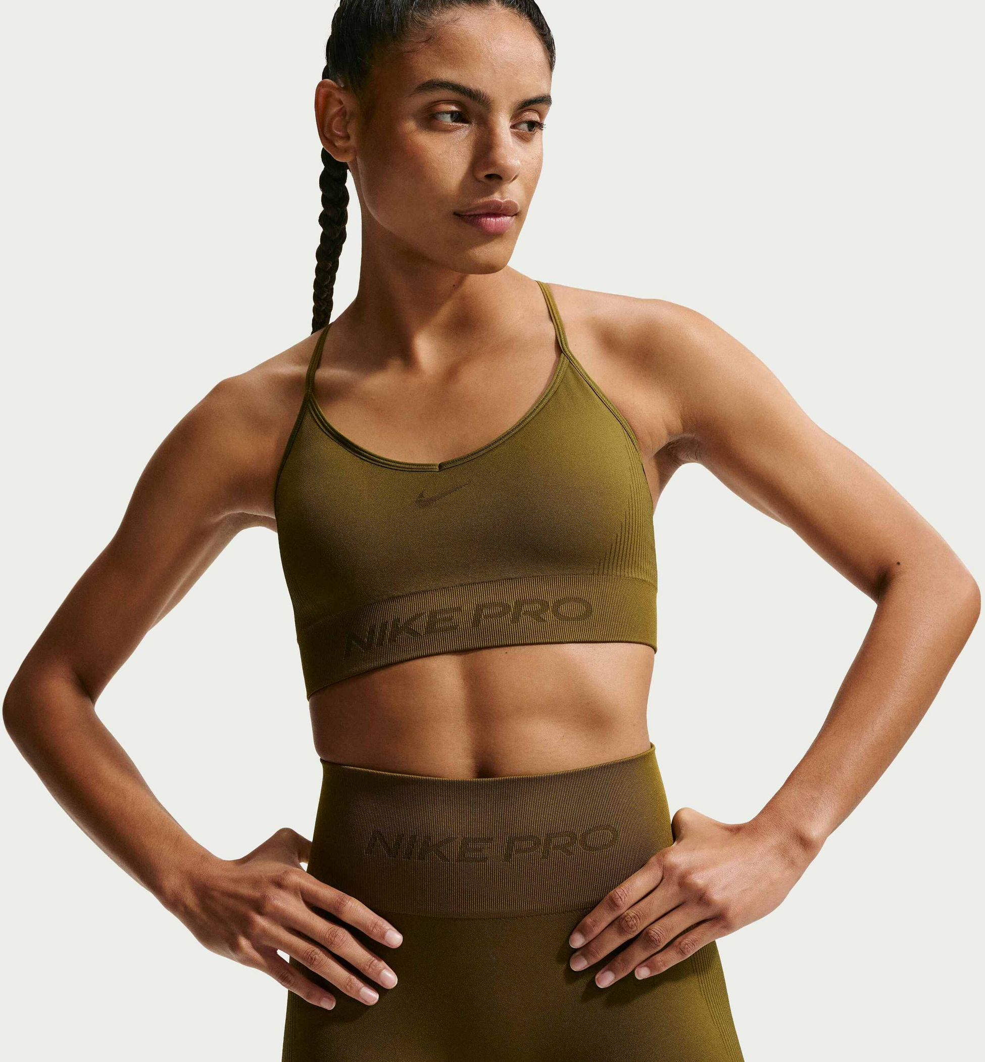 NIKE, Women's Light-support Padded Sports Bra Pro Seamless