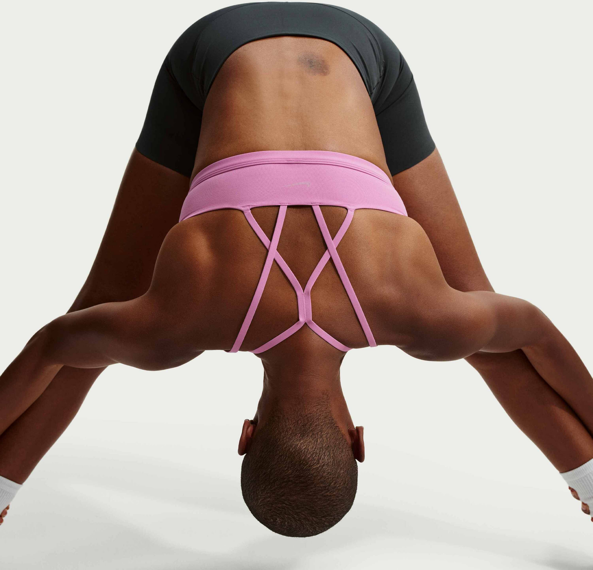 NIKE, Women's Light-support Padded Sports Bra Zenvy Strappy