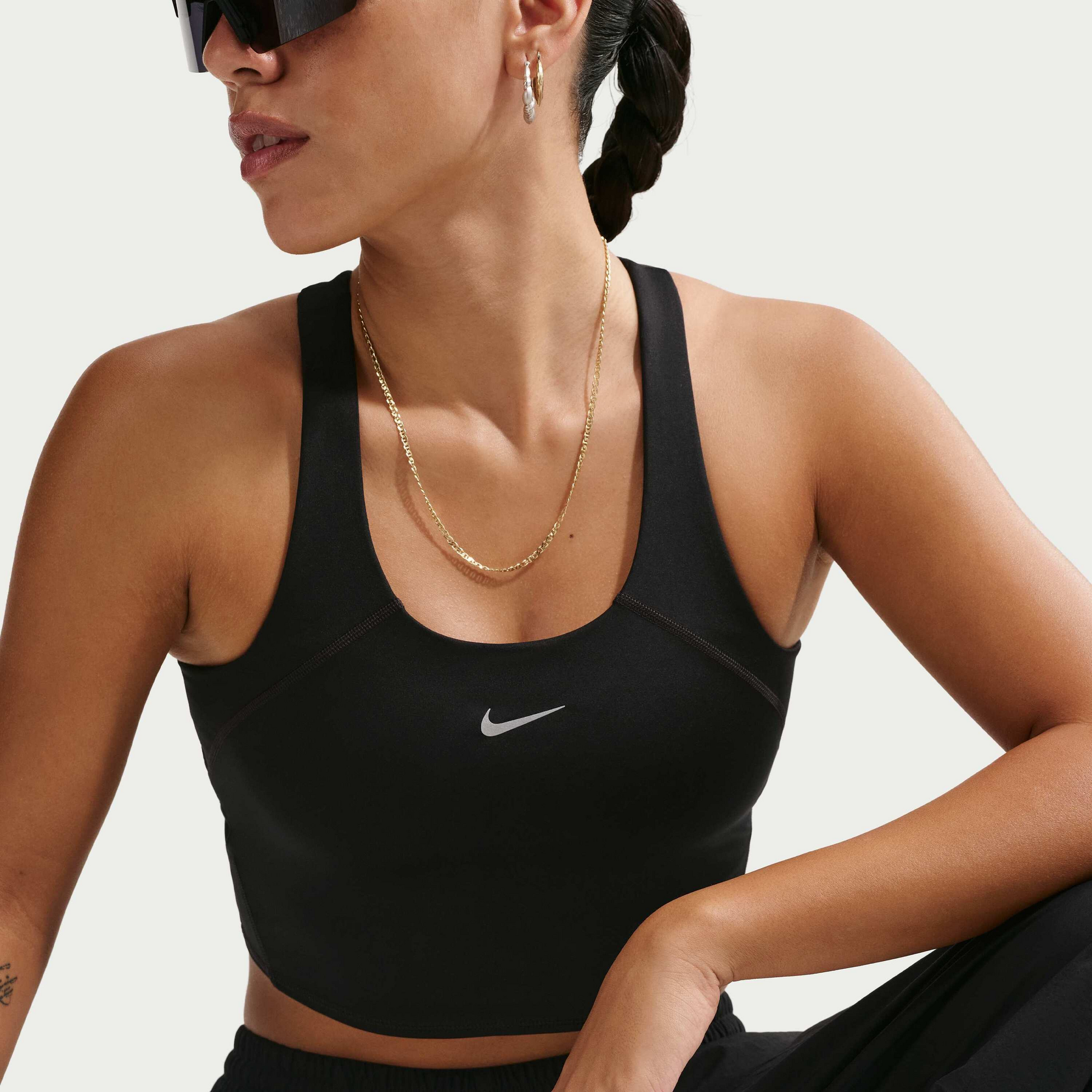 NIKE, Women's Medium-support Cropped Sports Bra Tank Top Tempo
