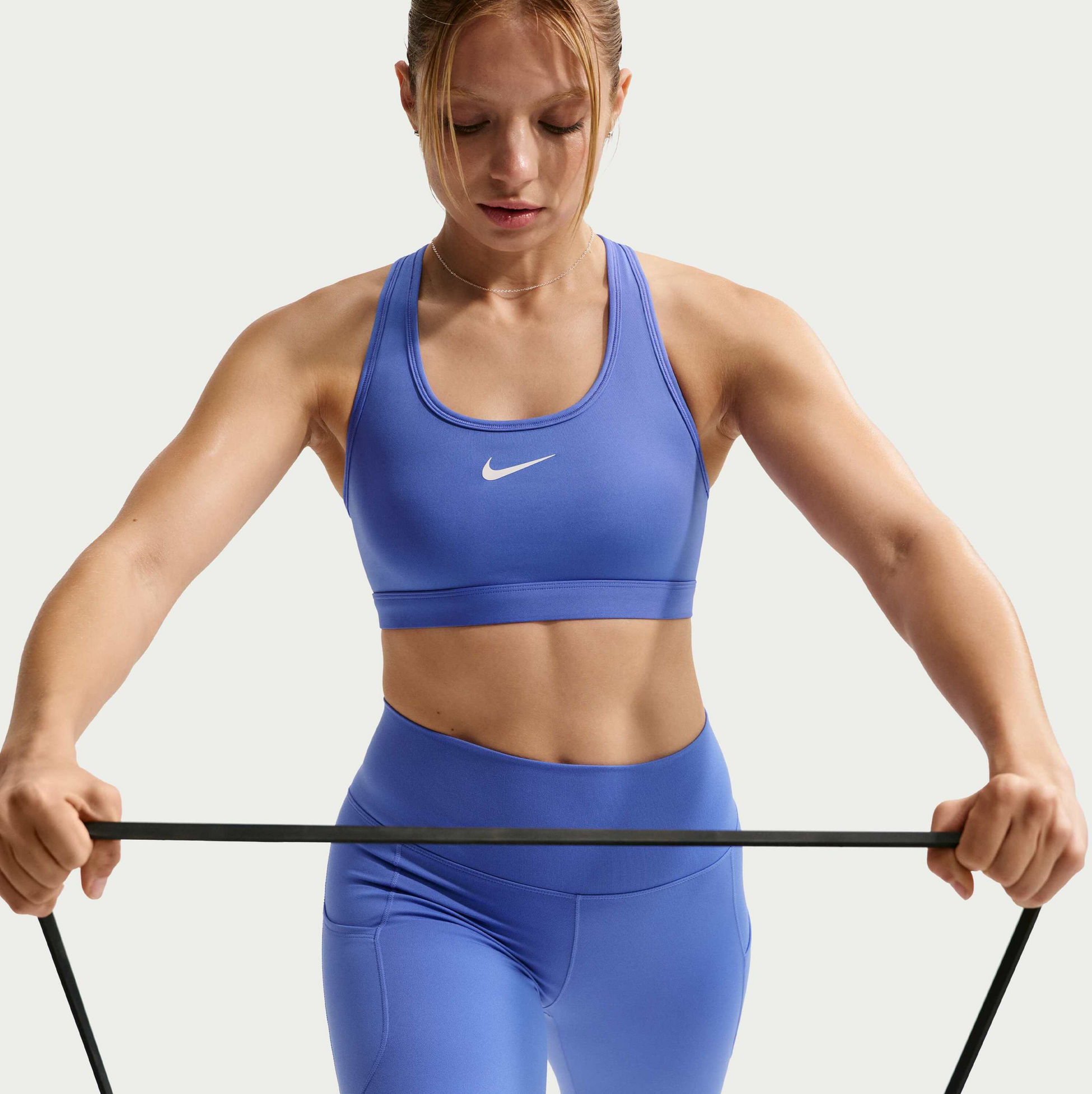 NIKE, Women's Medium-support Non-padded Sports Bra Swoosh