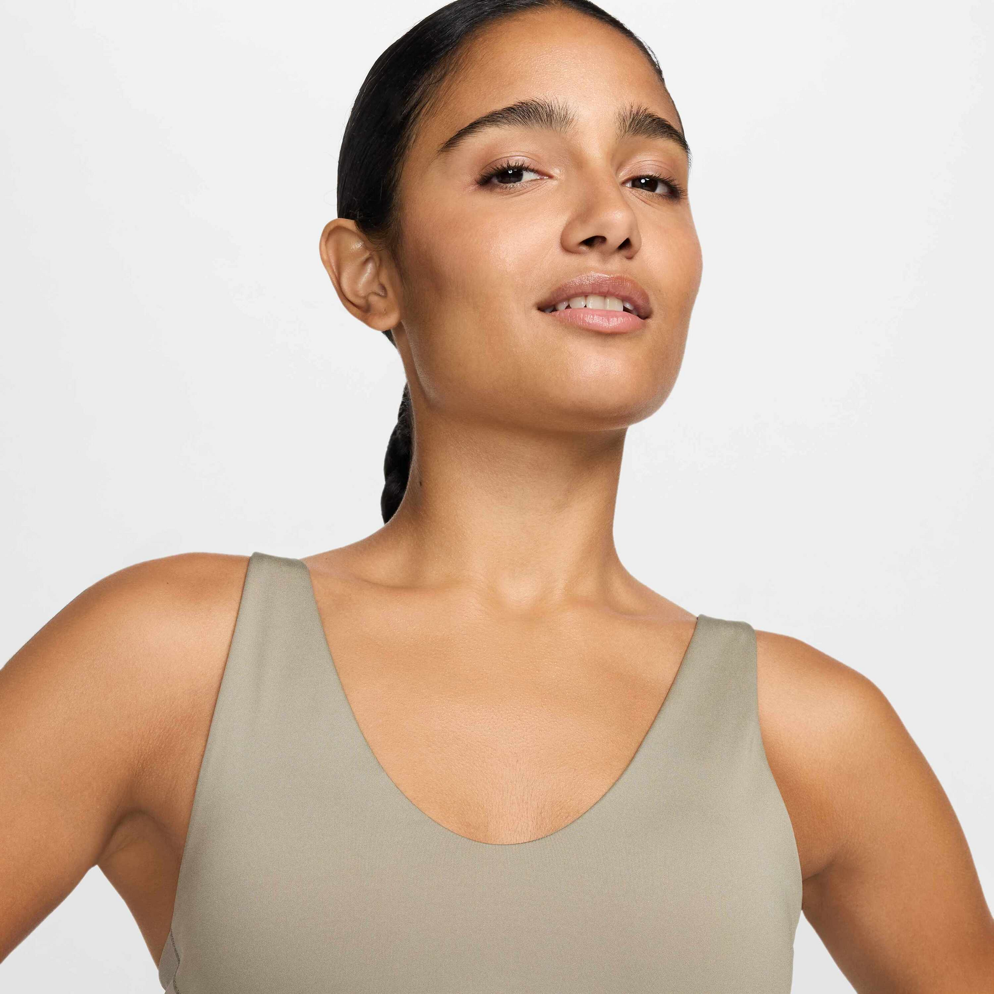 NIKE, Women's Medium-support Padded Sports Bra Pro Indy Plunge