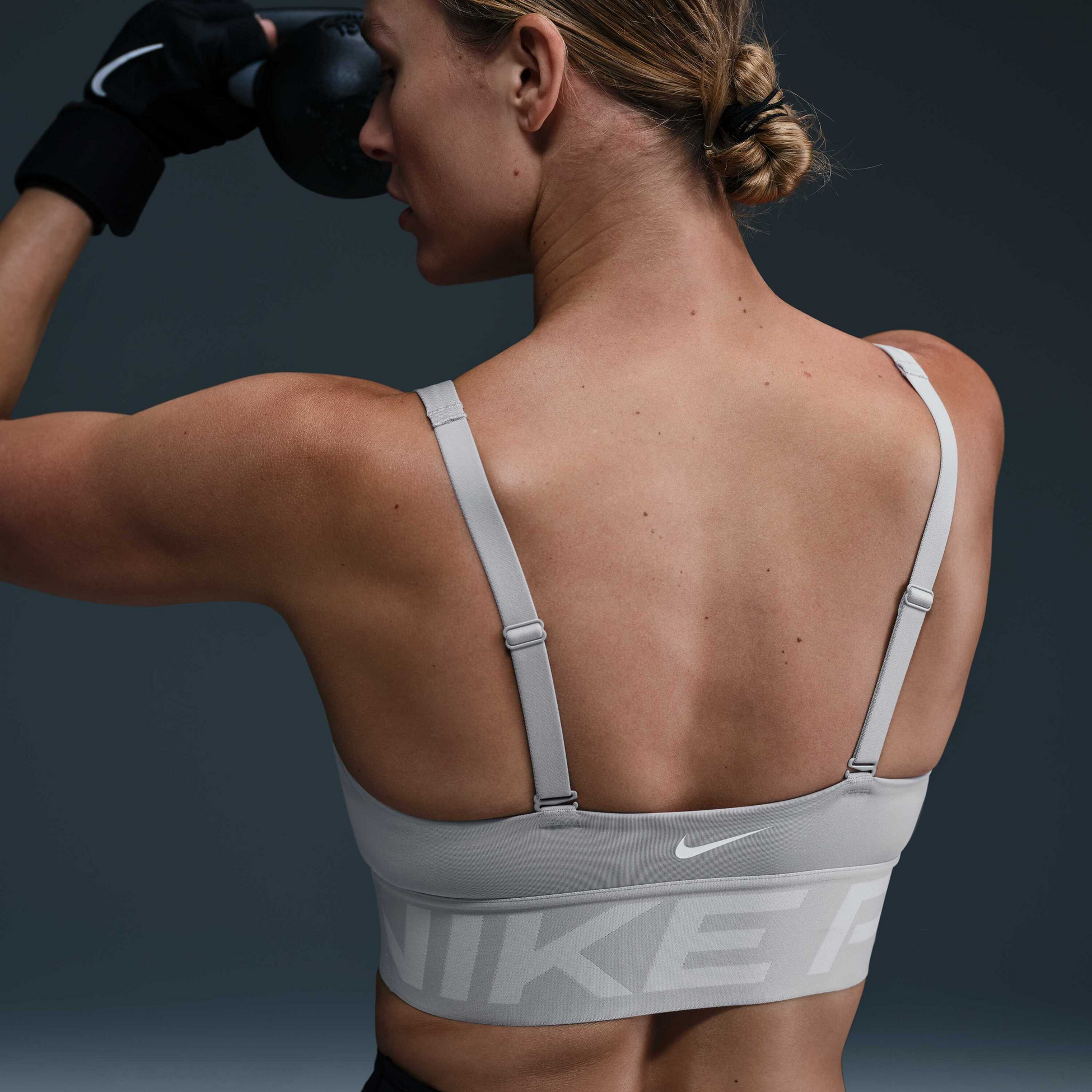 NIKE, Women's Medium-support Padded Sports Bra Pro Indy Plunge