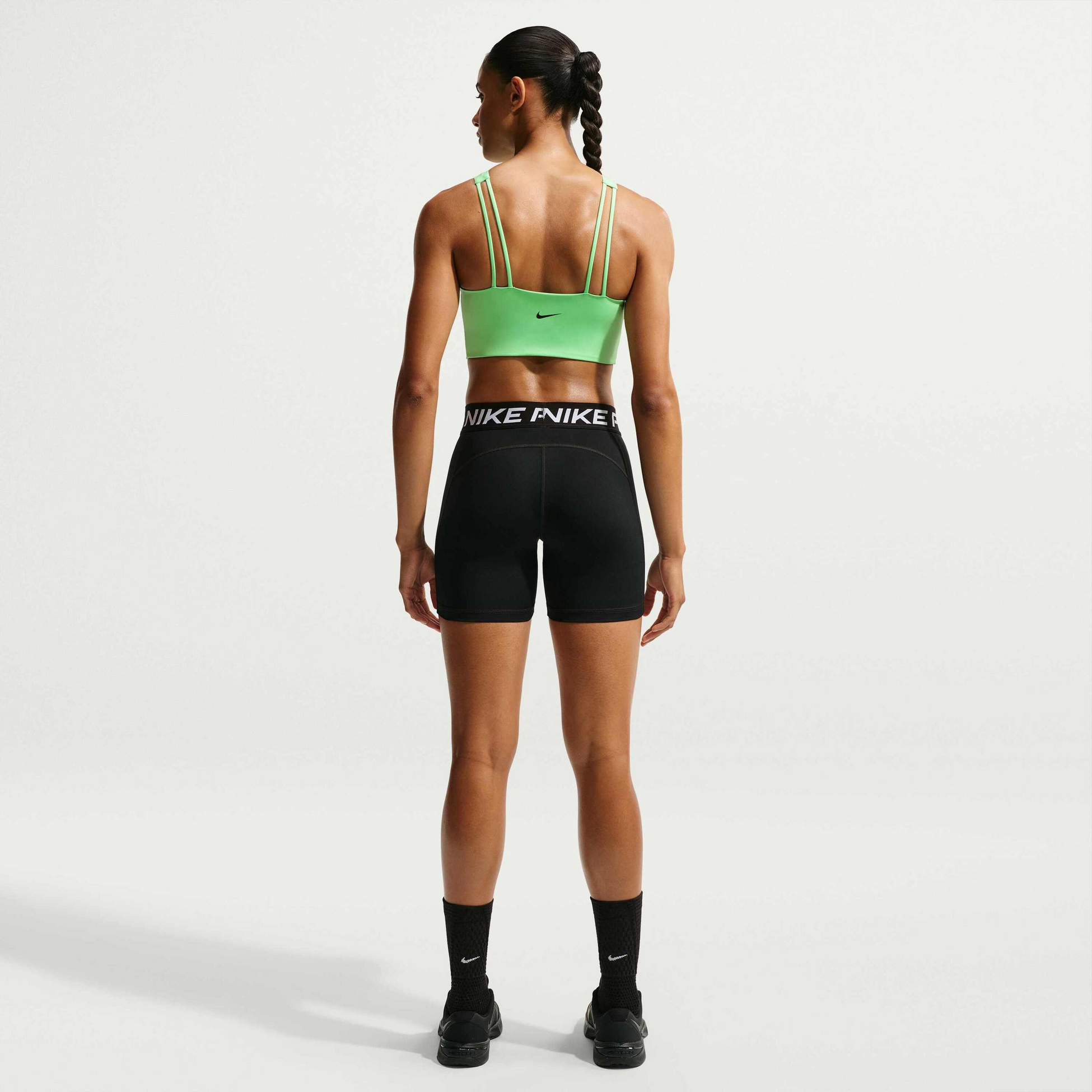 NIKE, Women's Medium-support Padded Sports Bra Pro Sculpt