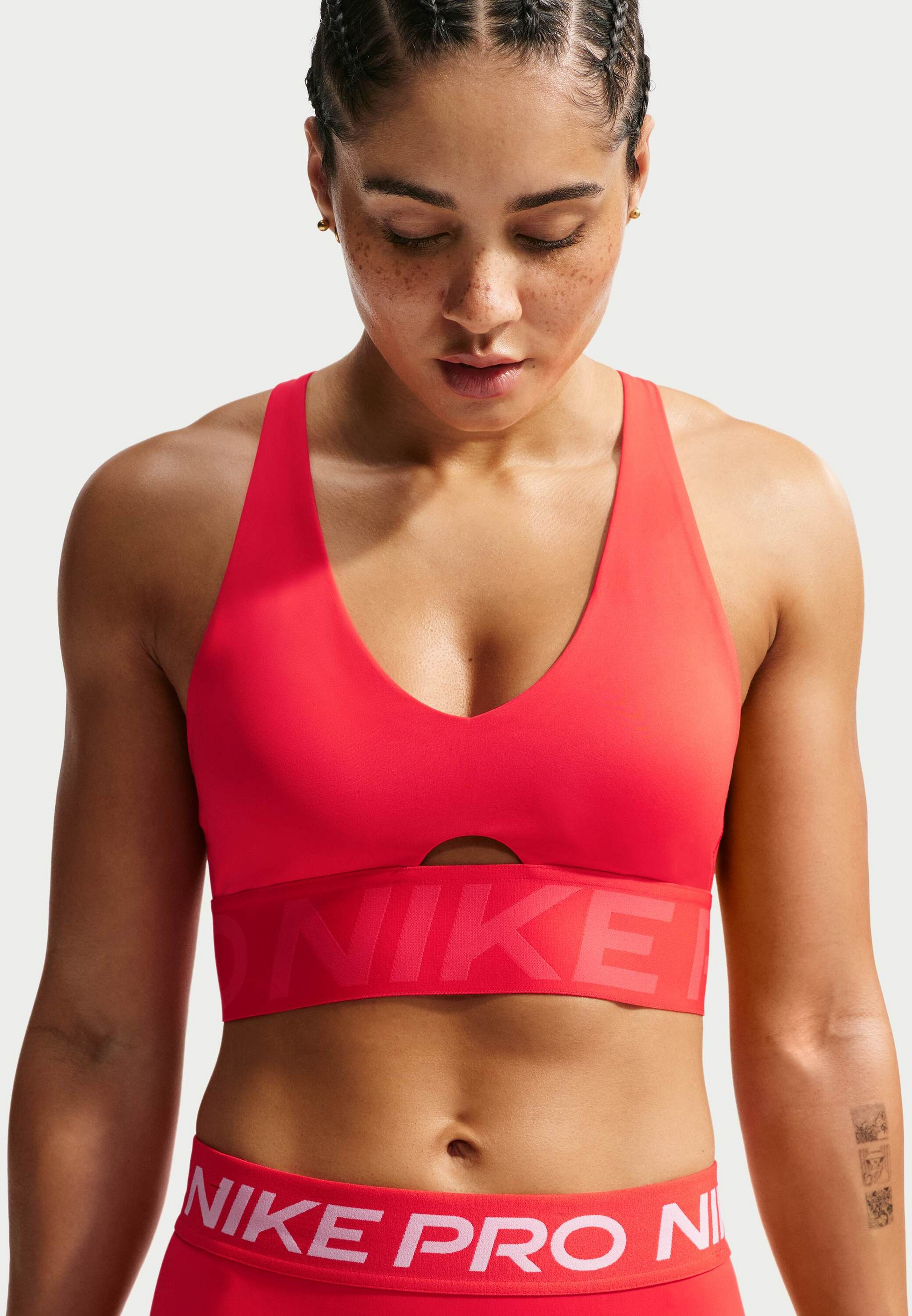 NIKE, Women's Medium-support Padded Sports Bra Pro Sculpt