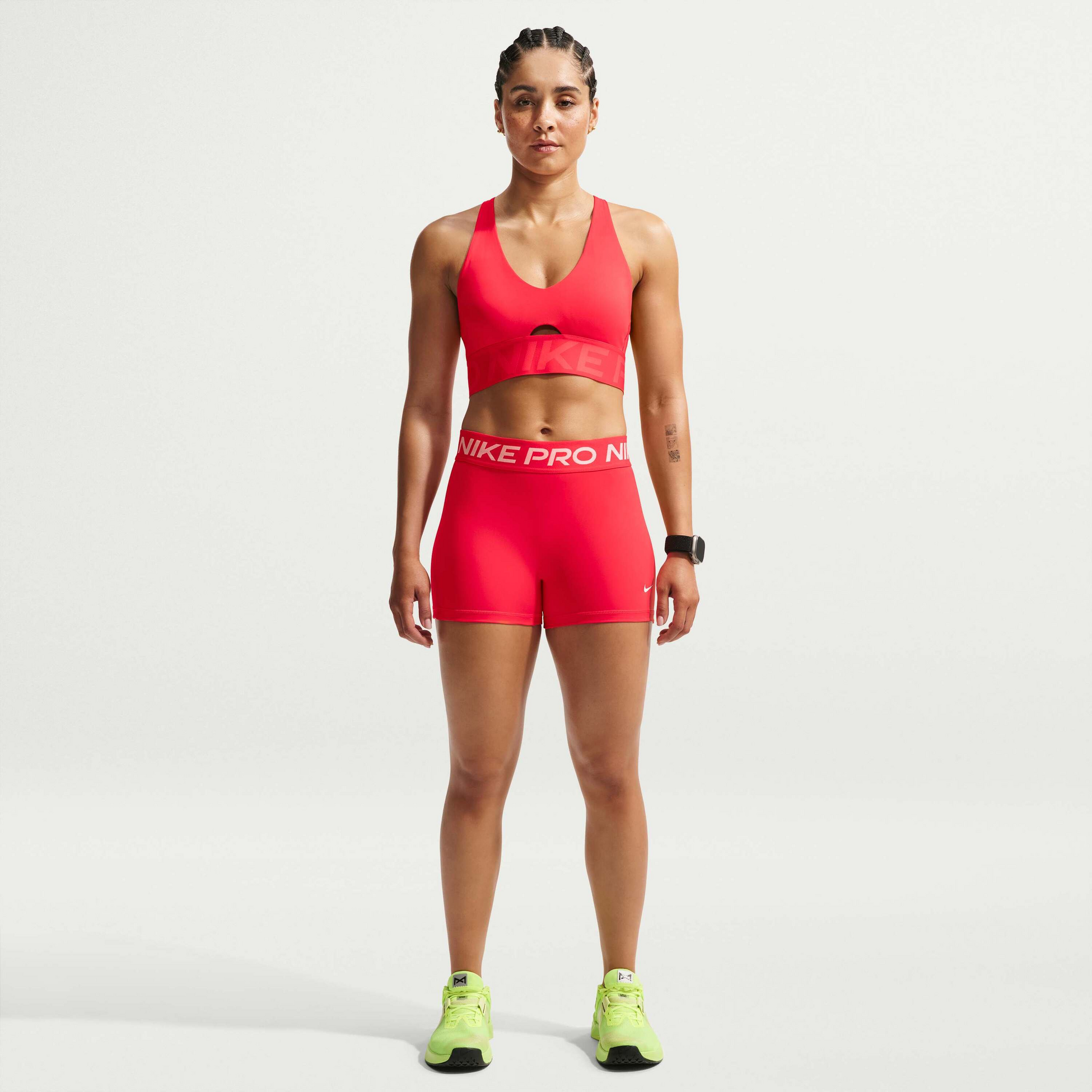 NIKE, Women's Medium-support Padded Sports Bra Pro Sculpt