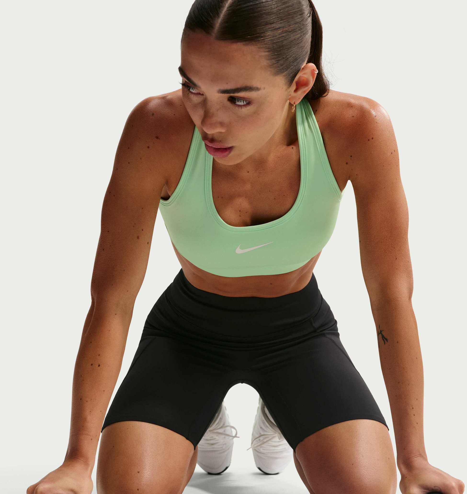 NIKE, Women's Medium-support Padded Sports Bra Swoosh