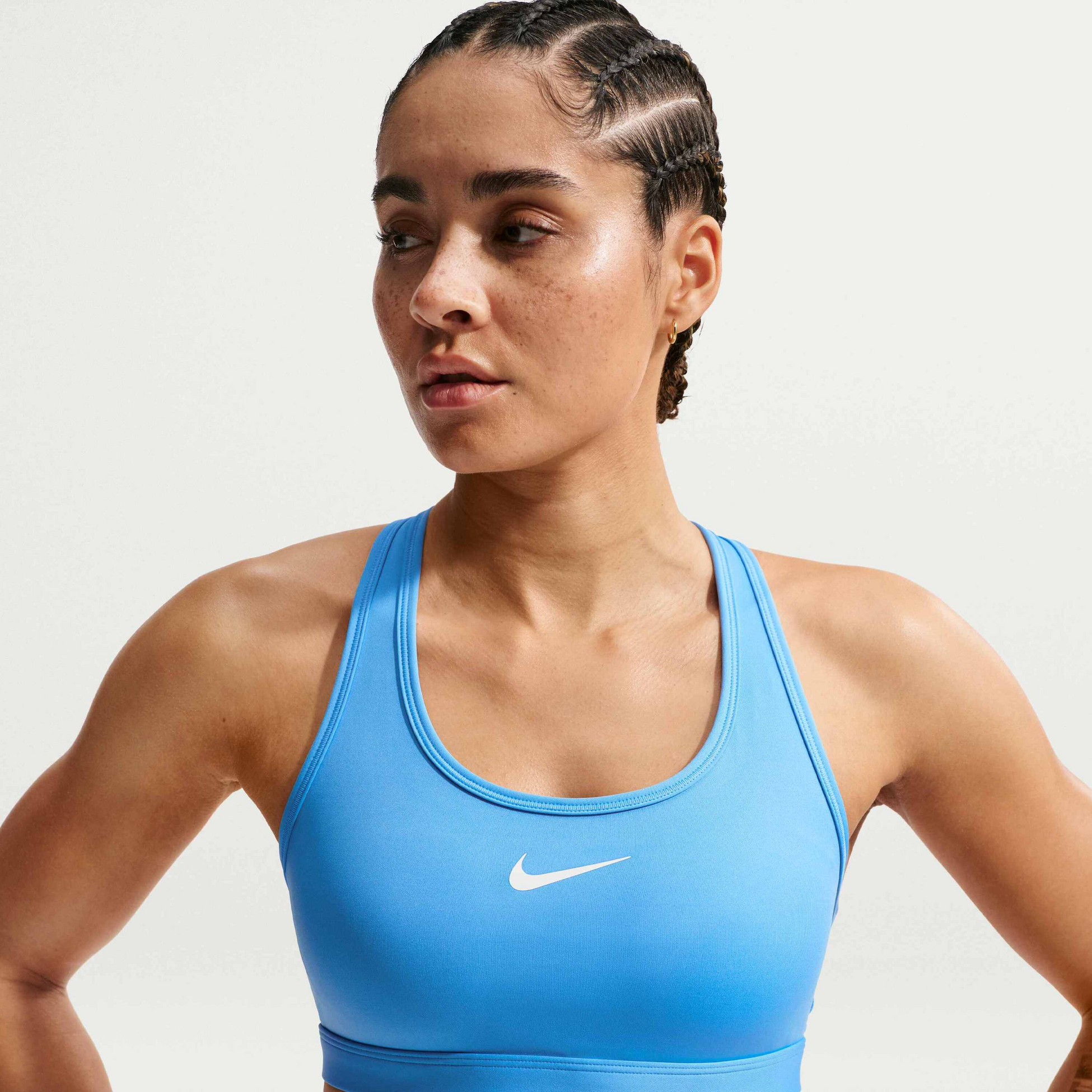 NIKE, Women's Medium-support Padded Sports Bra Swoosh