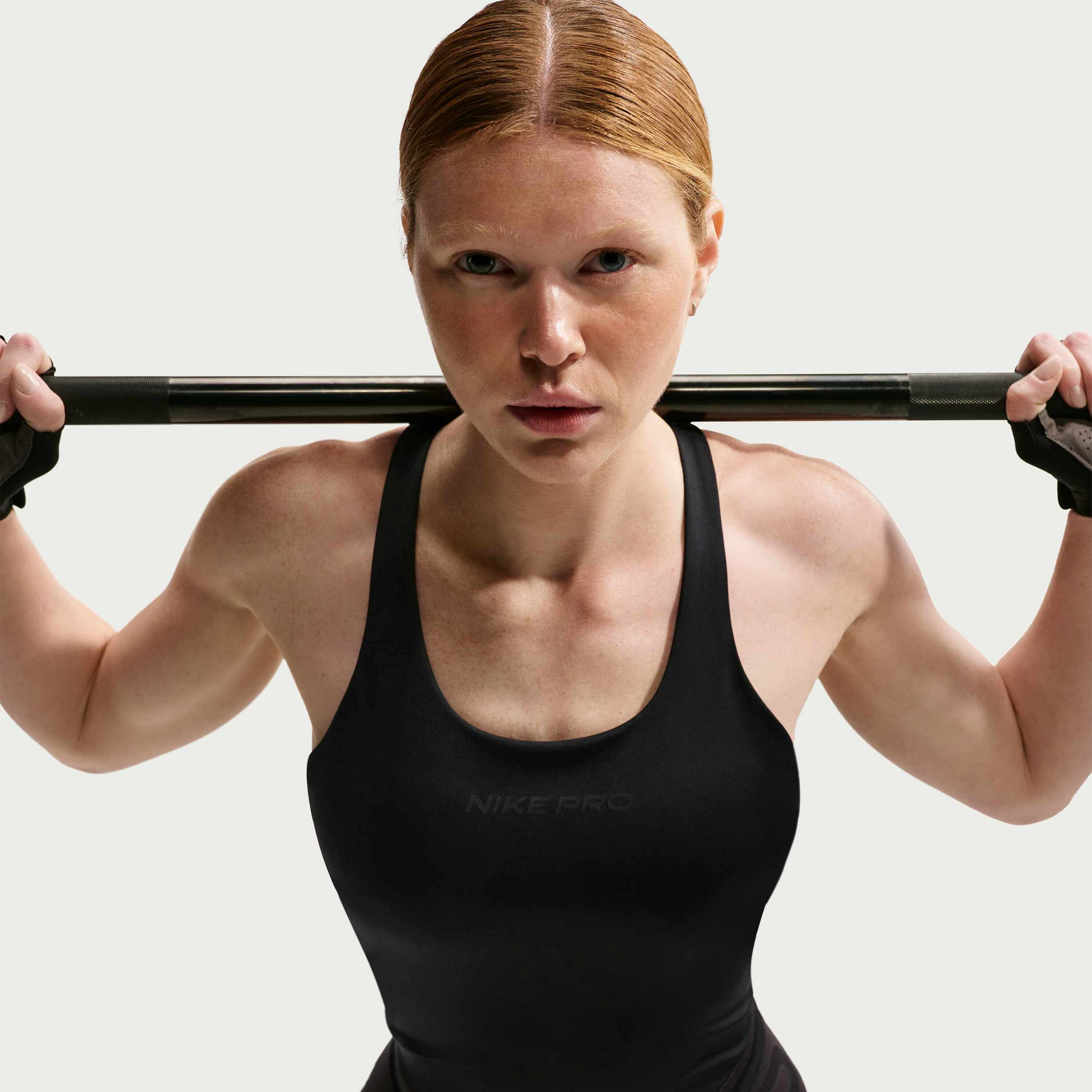 NIKE, Women's Medium-support Padded Sports Bra Tank Pro Sculpt