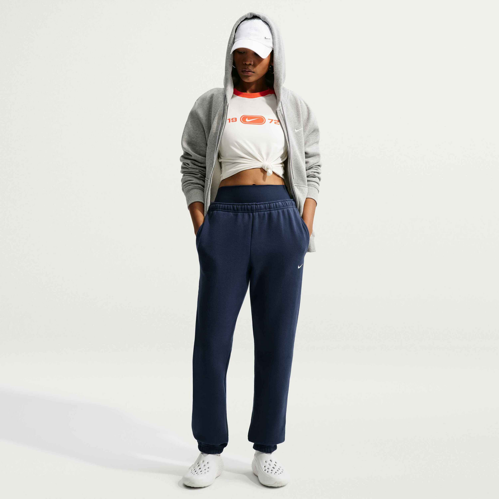 NIKE, Women's Mid-rise Cuffed Trousers Studio Fleece Medium Weight