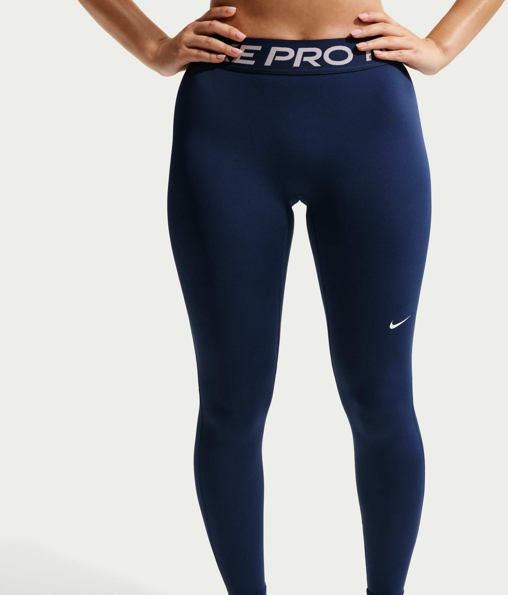 NIKE, Women's Mid-rise Full-length Leggings Pro