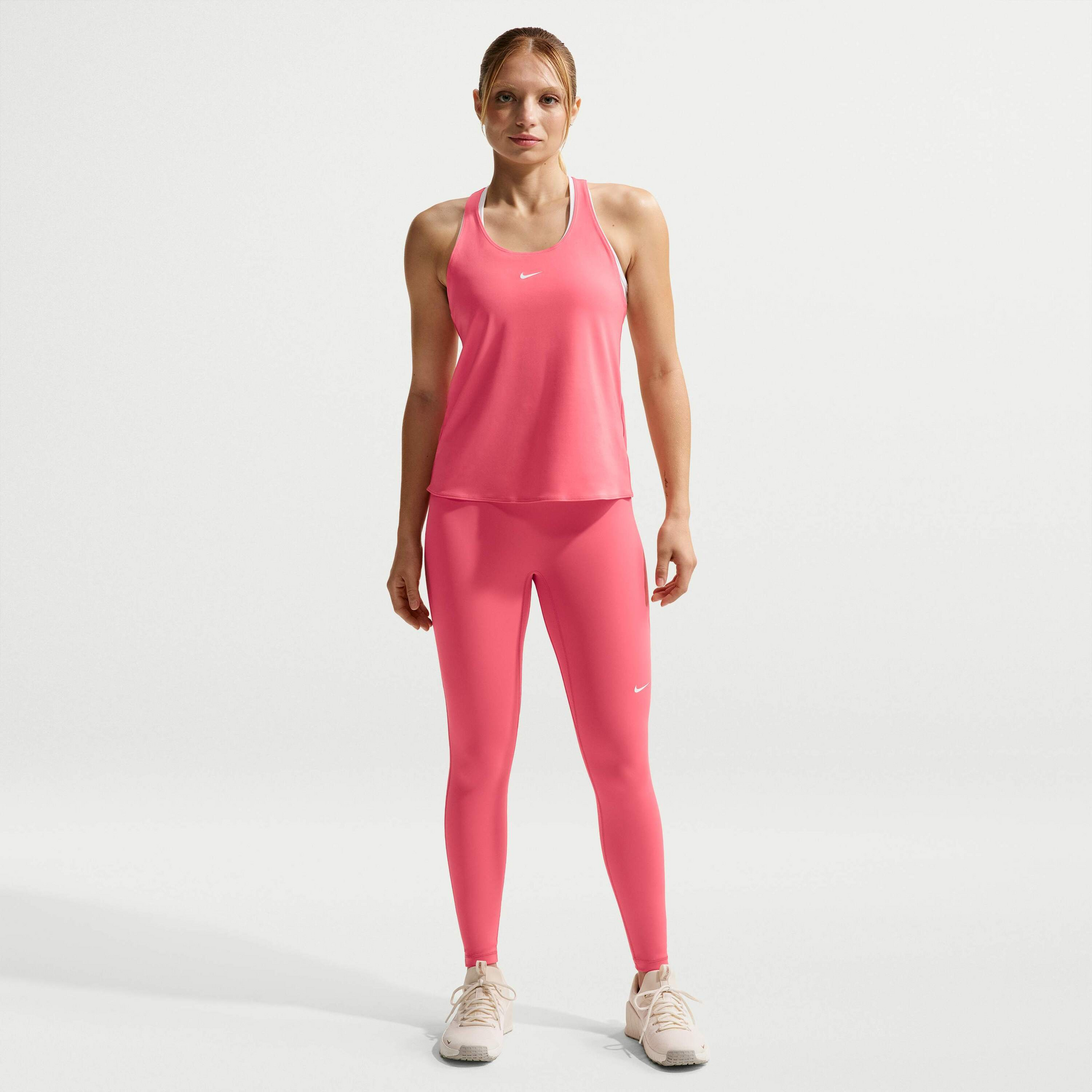 NIKE, Women's Mid-rise Full-length Leggings Pro