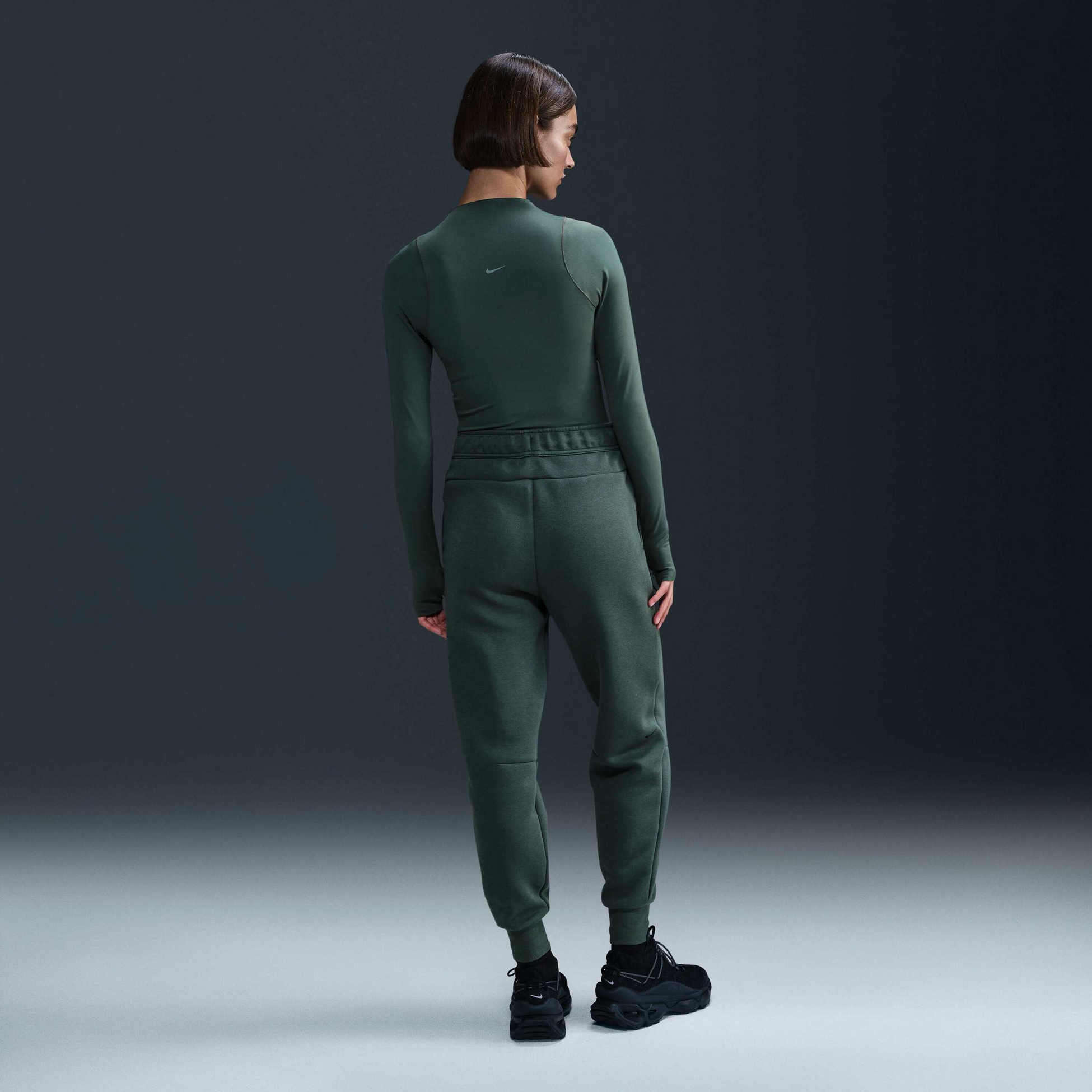 NIKE, Women's Mid-rise Joggers Sportswear Tech Fleece