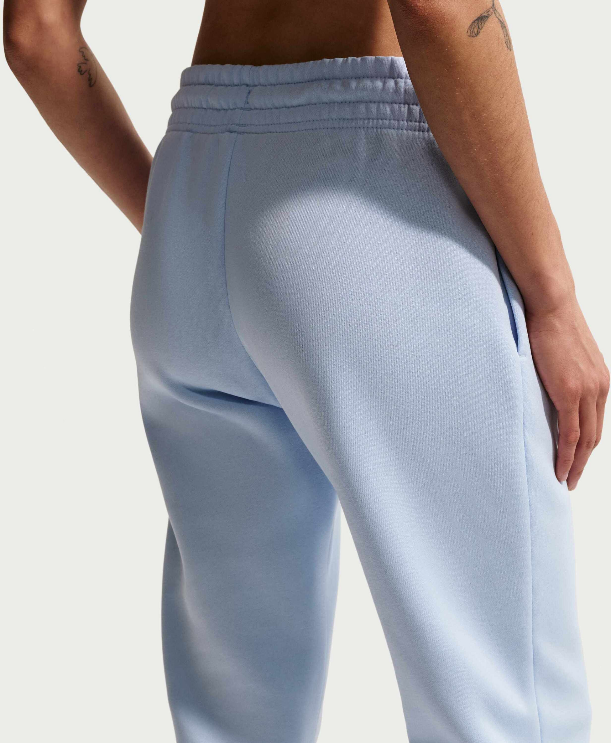 NIKE, Women's Mid-rise Tracksuit Bottoms Sportswear Phoenix Fleece