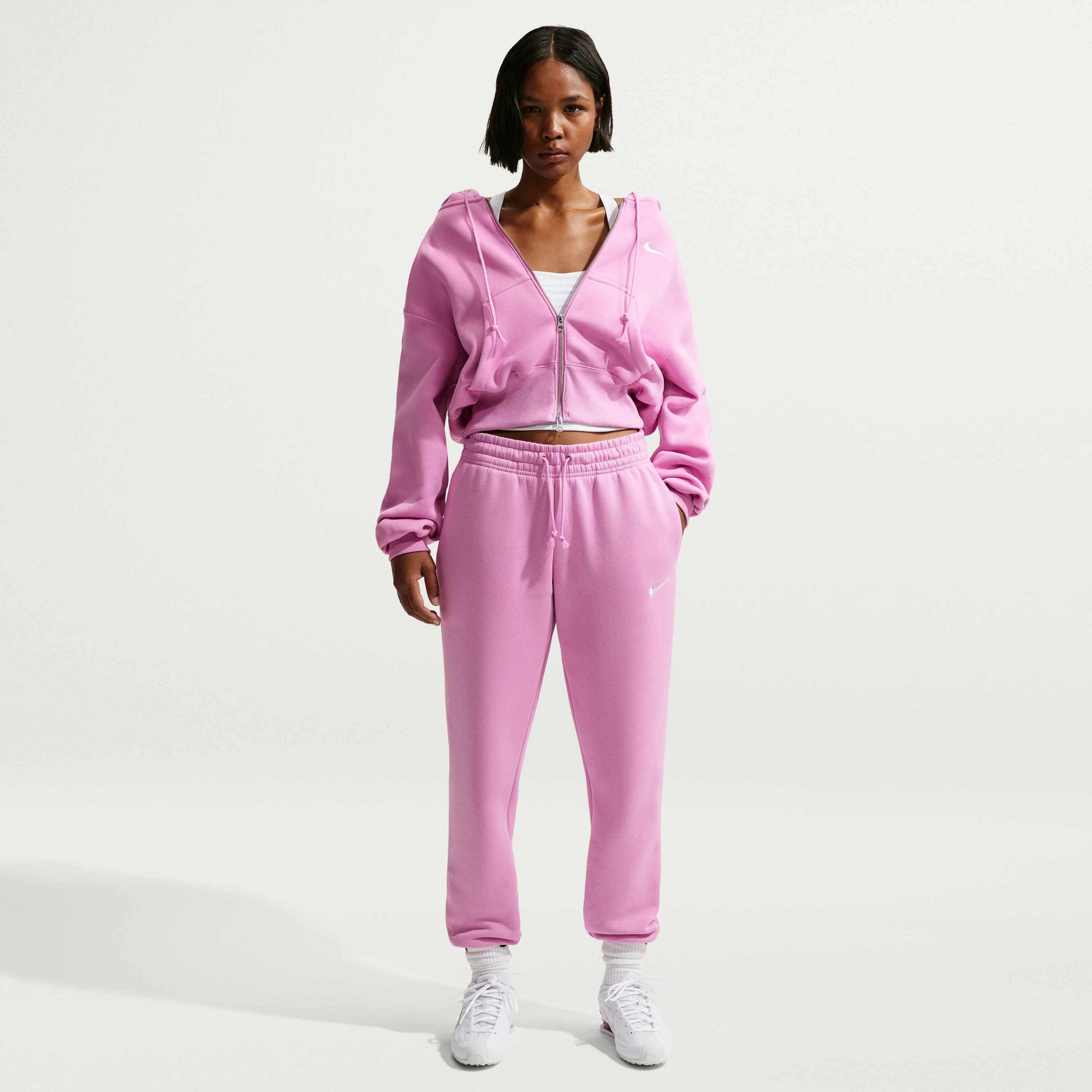 NIKE, Women's Mid-rise Tracksuit Bottoms Sportswear Phoenix Fleece