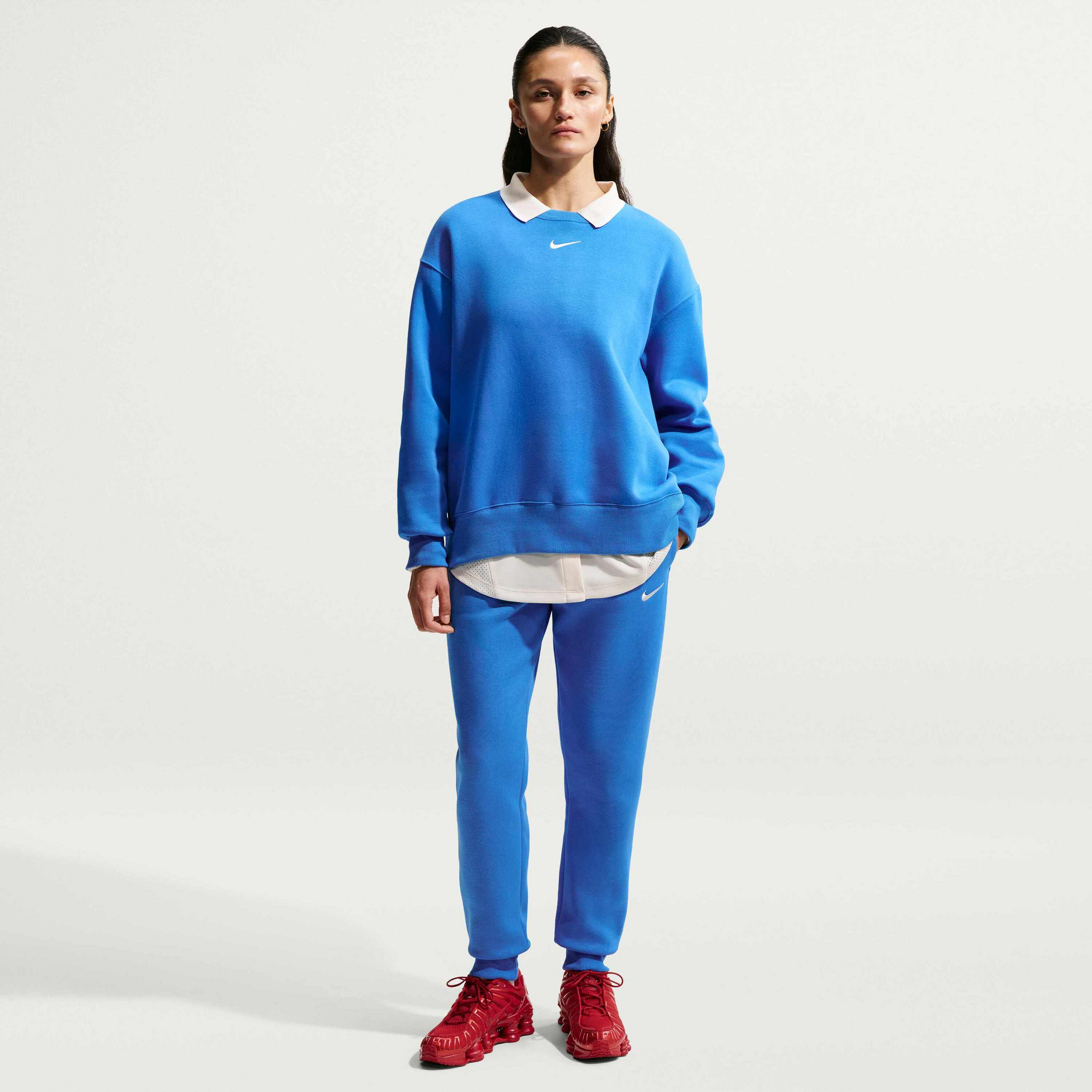 NIKE, Women's Mid-rise Tracksuit Bottoms Sportswear Phoenix Fleece