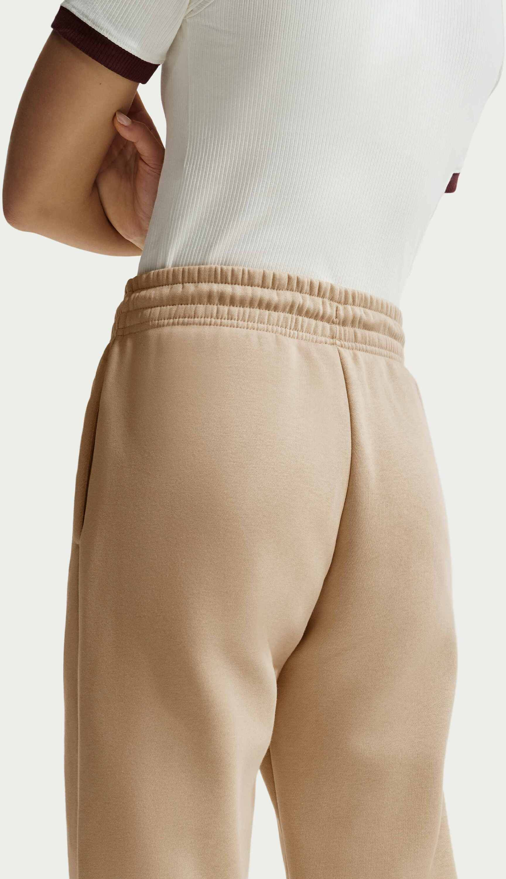 NIKE, Women's Mid-rise Tracksuit Bottoms Sportswear Phoenix Fleece