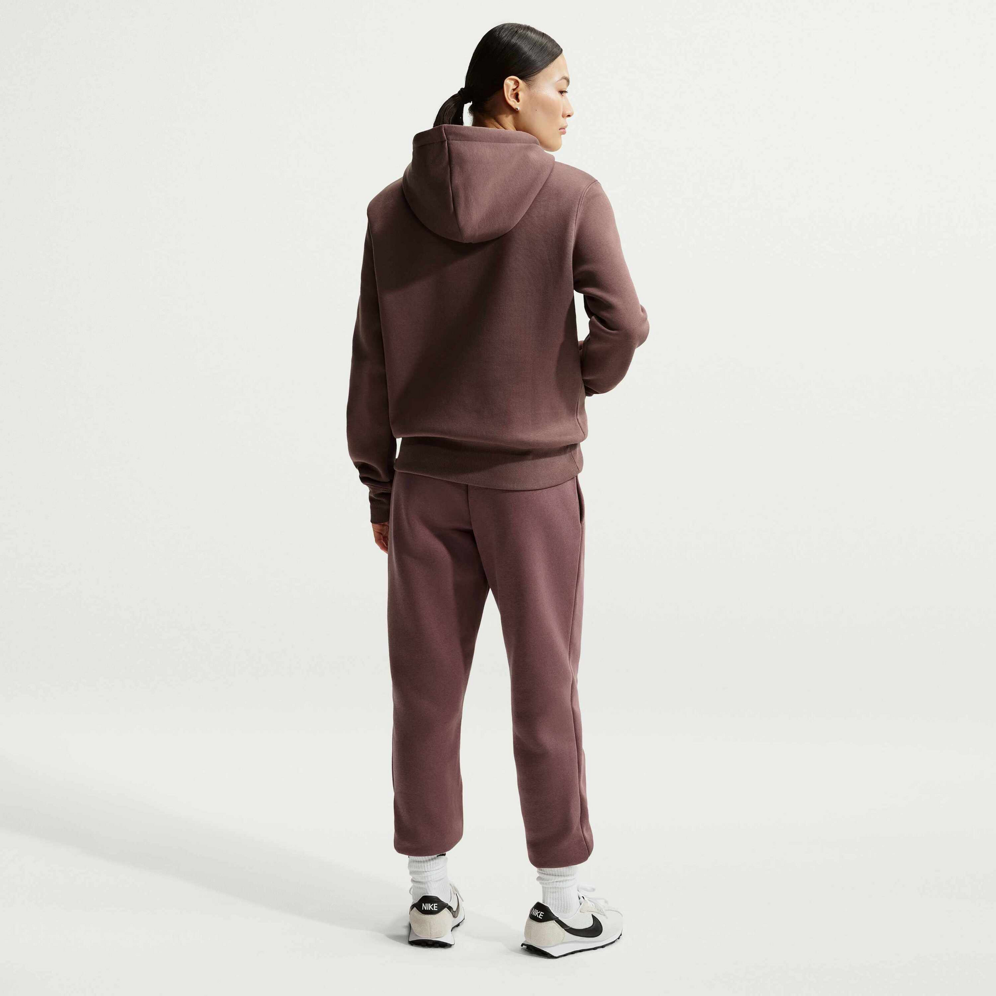 NIKE, Women's Mid-rise Tracksuit Bottoms Sportswear Phoenix Fleece