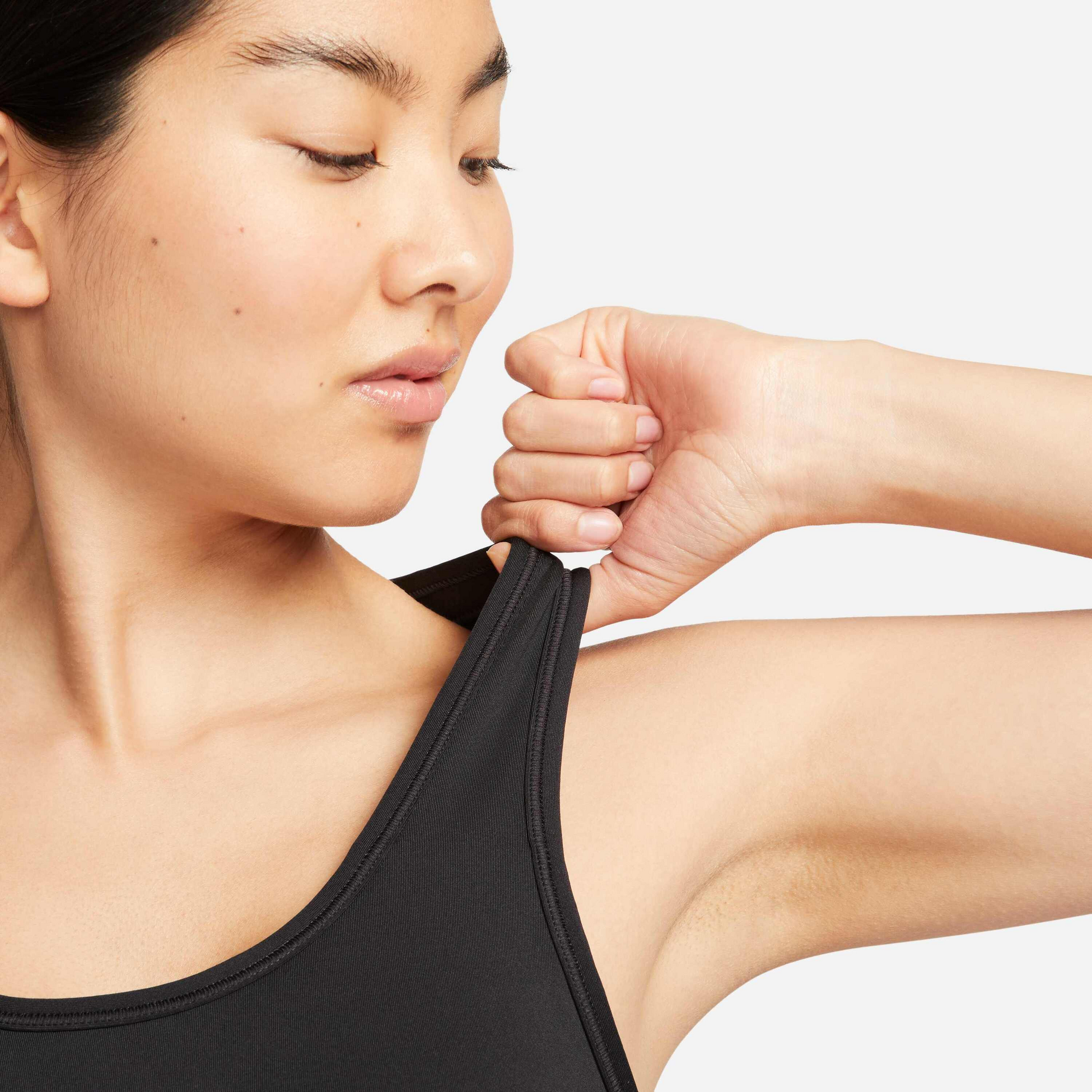 NIKE, Women's Non-padded Adjustable Sports Bra Swoosh High Support