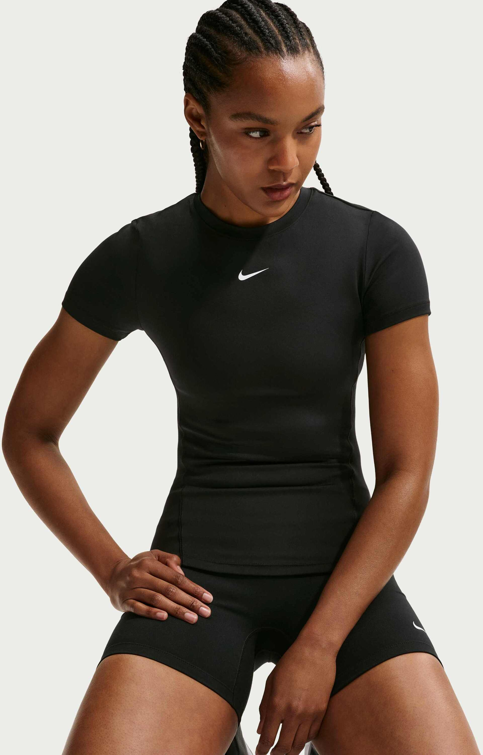 NIKE, Women's One Fitted