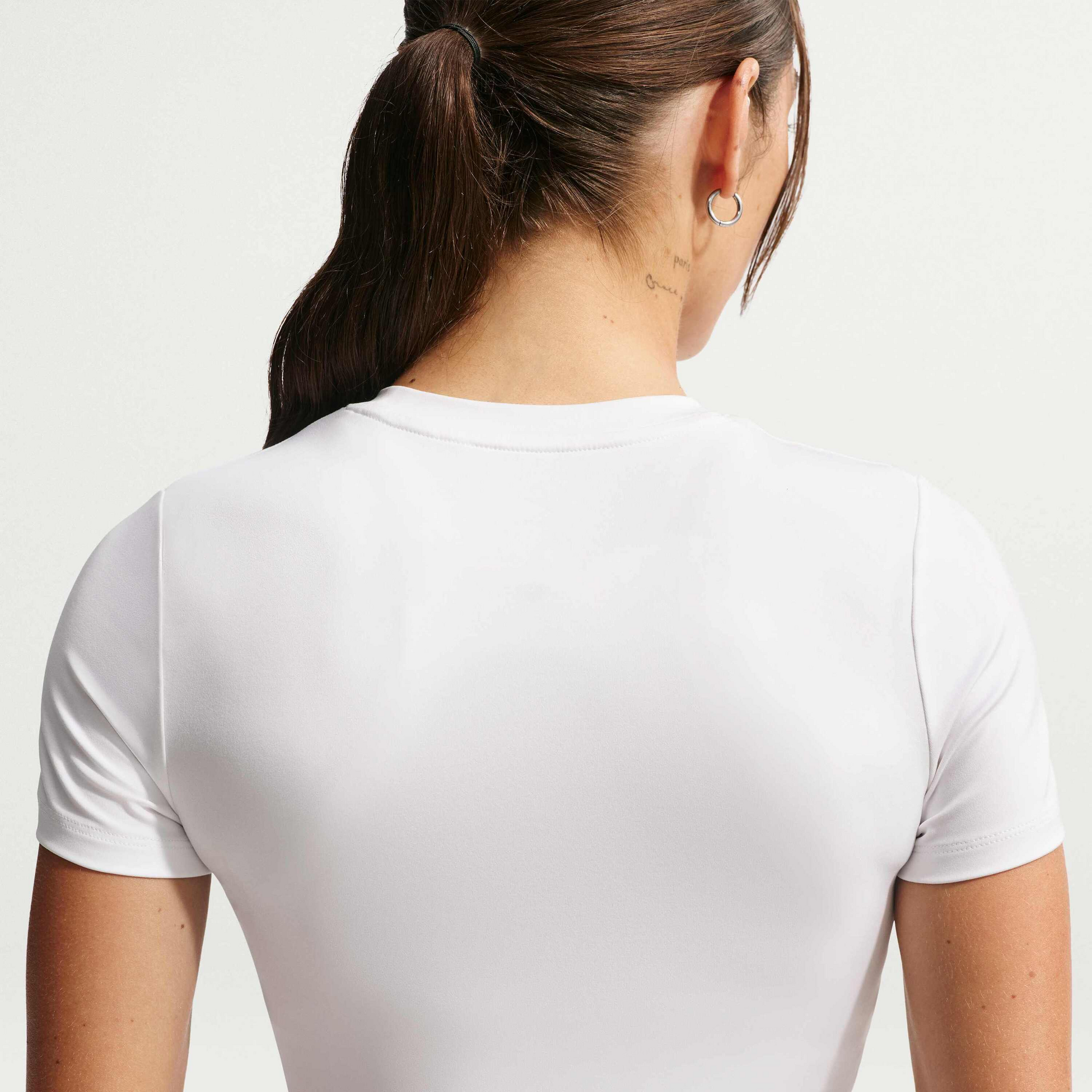 NIKE, Women's One Fitted