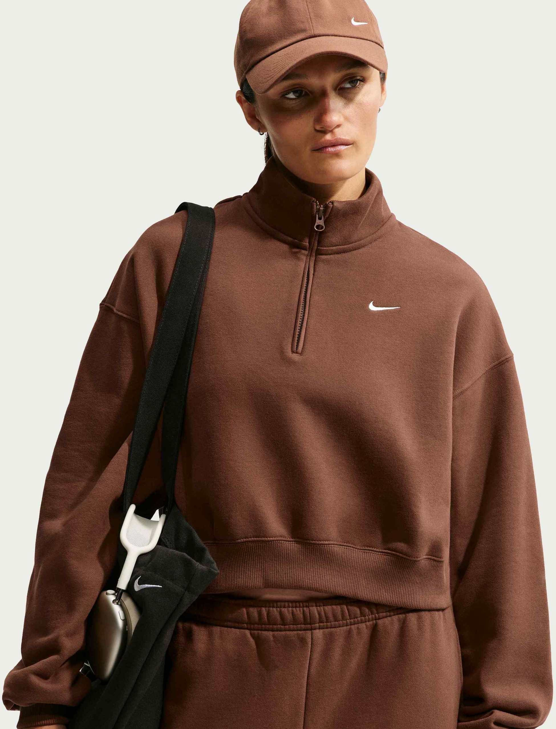 NIKE, Women's Oversized 1/4-zip Cropped Top Studio Fleece Medium Weight