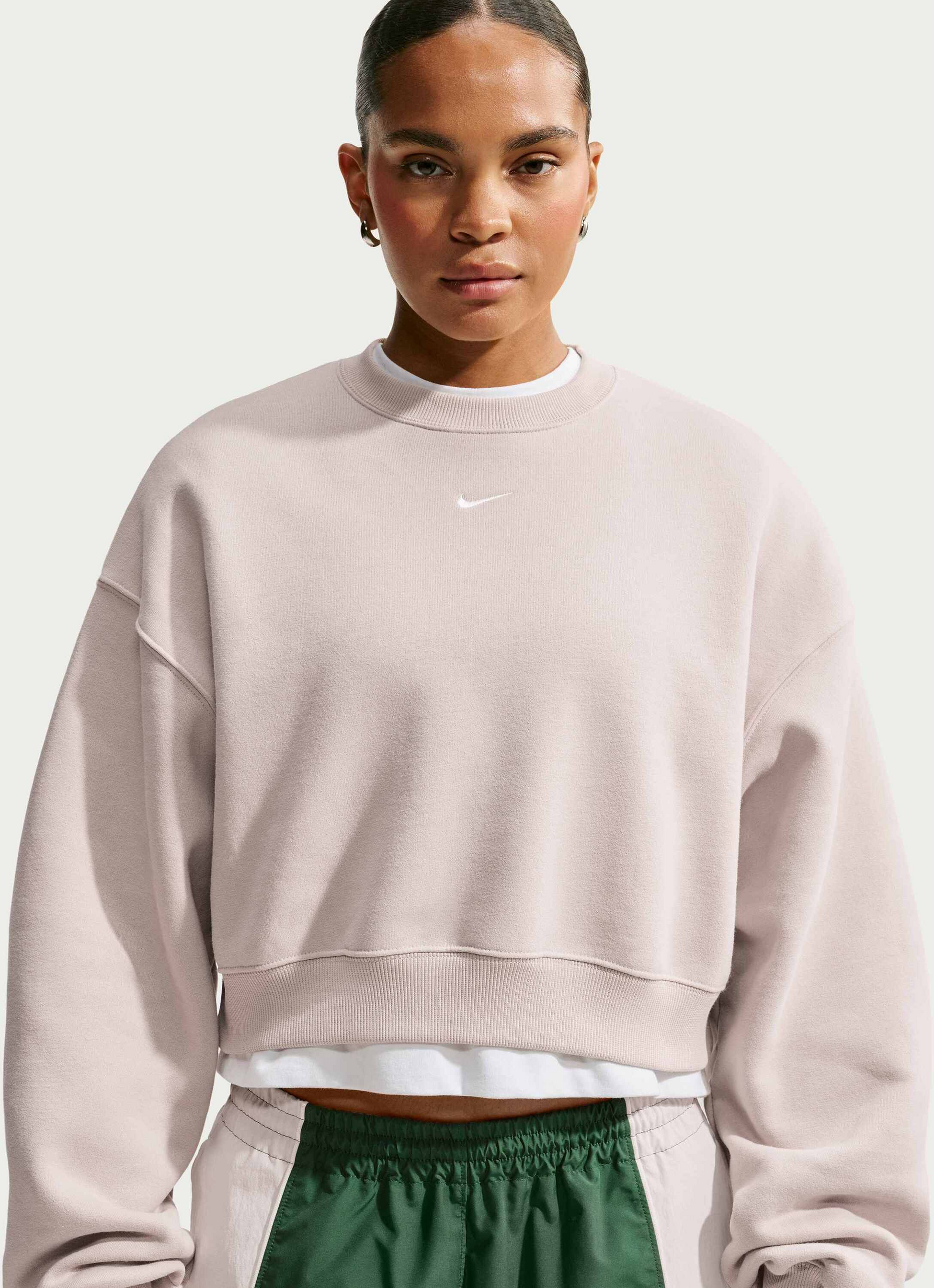 NIKE, Women's Oversized Cropped Crew Studio Fleece Medium Weight
