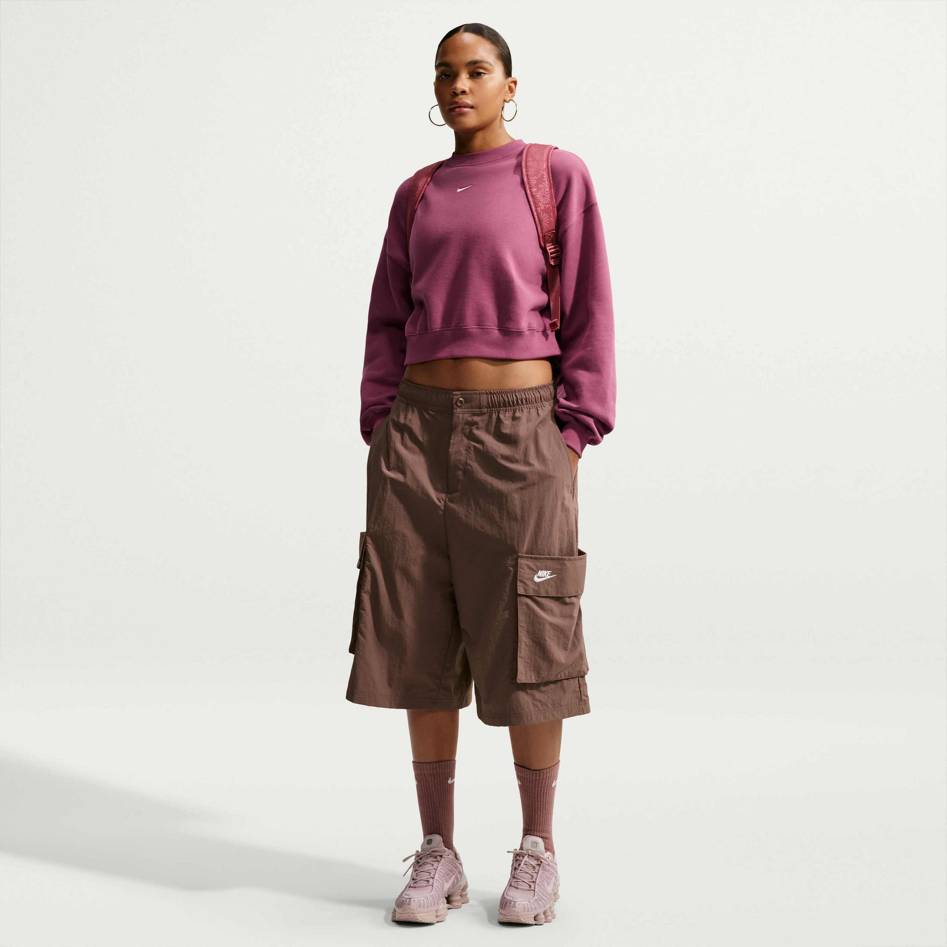 NIKE, Women's Oversized Cropped Crew Studio Fleece Medium Weight