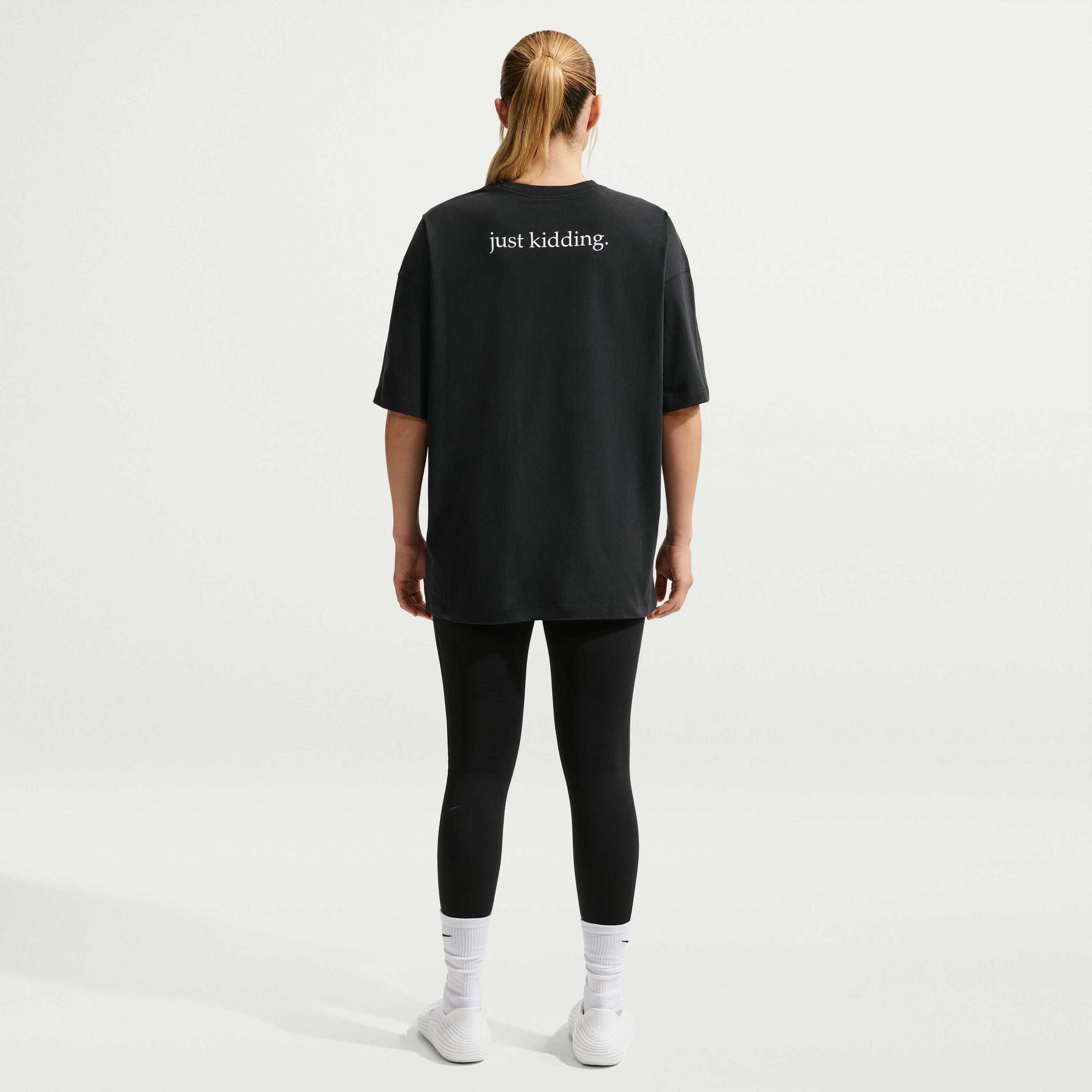 NIKE, Women's Oversized Dri-fit Short-sleeve T-shirt Nike