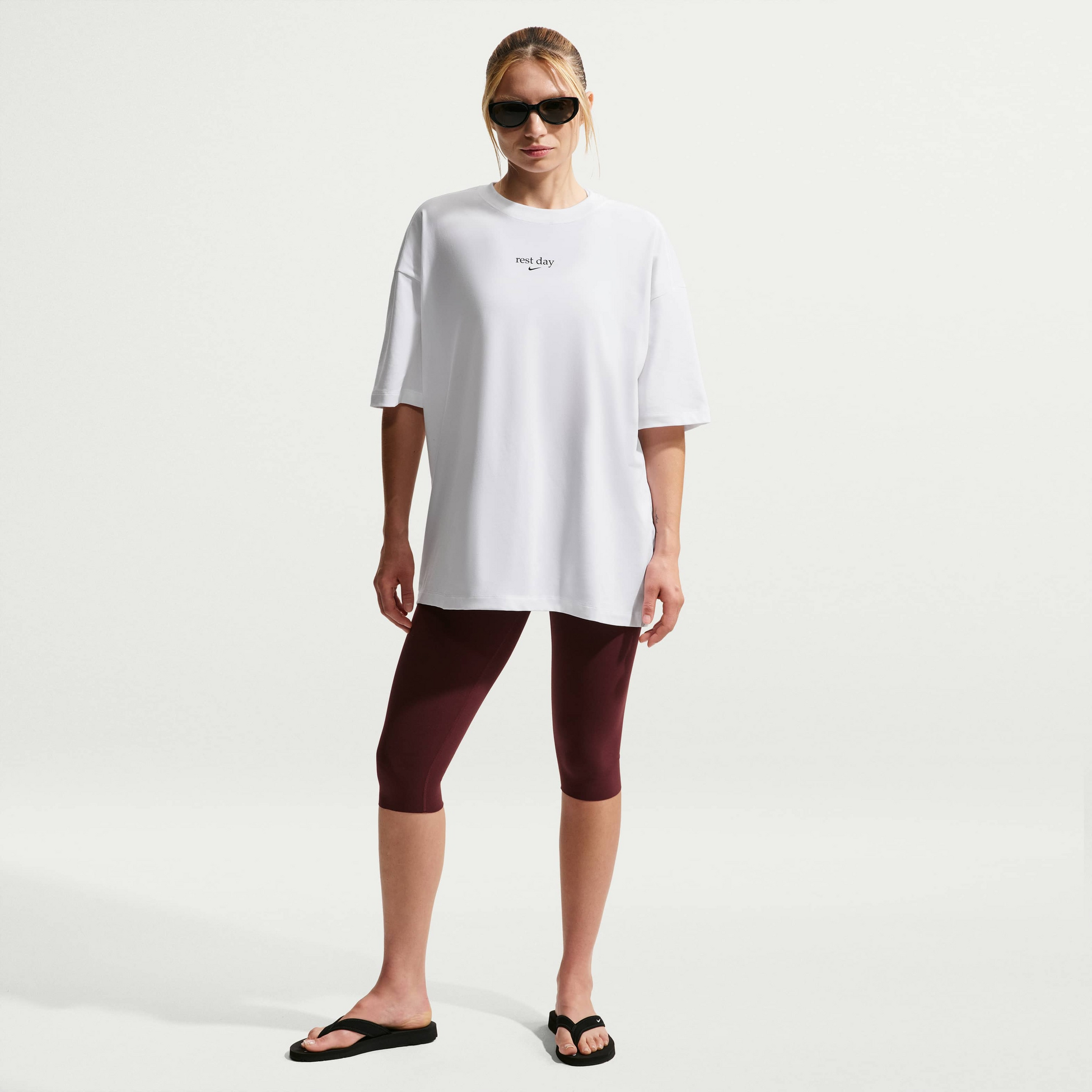 NIKE, Women's Oversized Dri-fit Short-sleeve T-shirt Nike