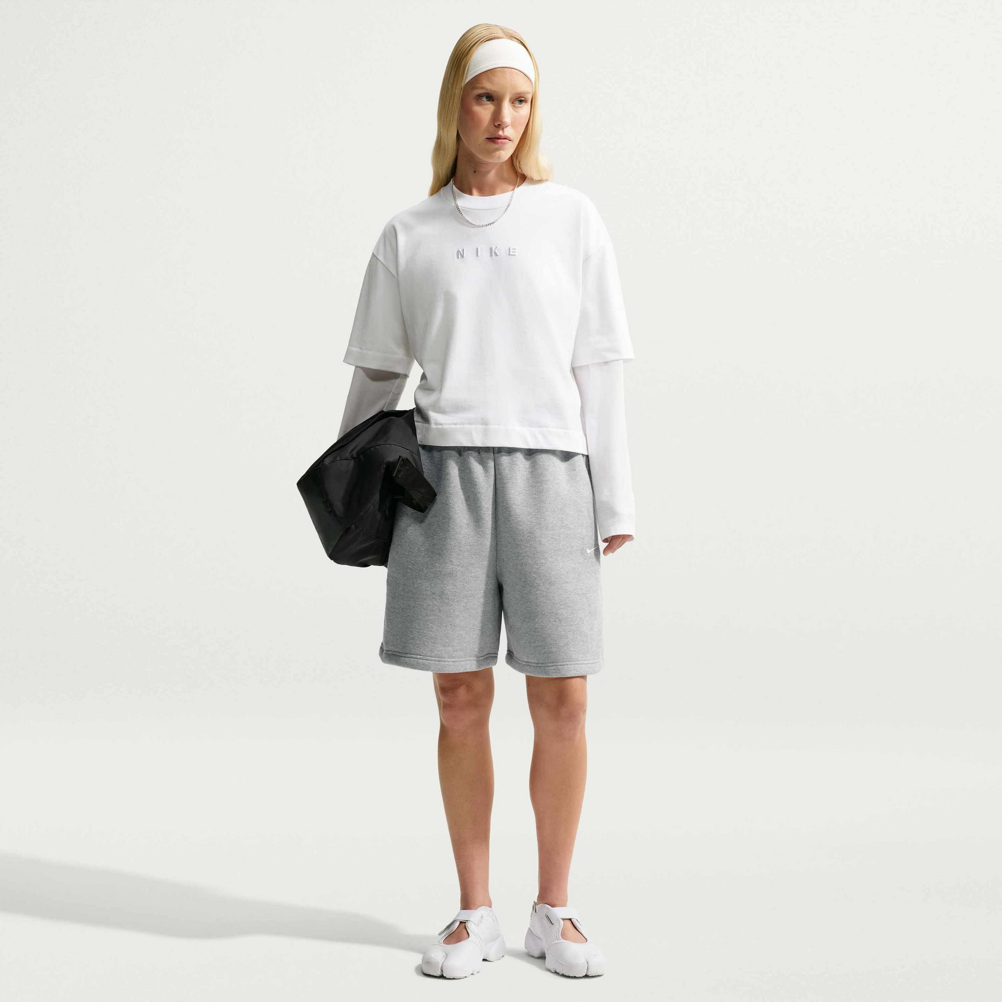 NIKE, Women's Oversized High-rise Shorts Studio Fleece Medium Weight