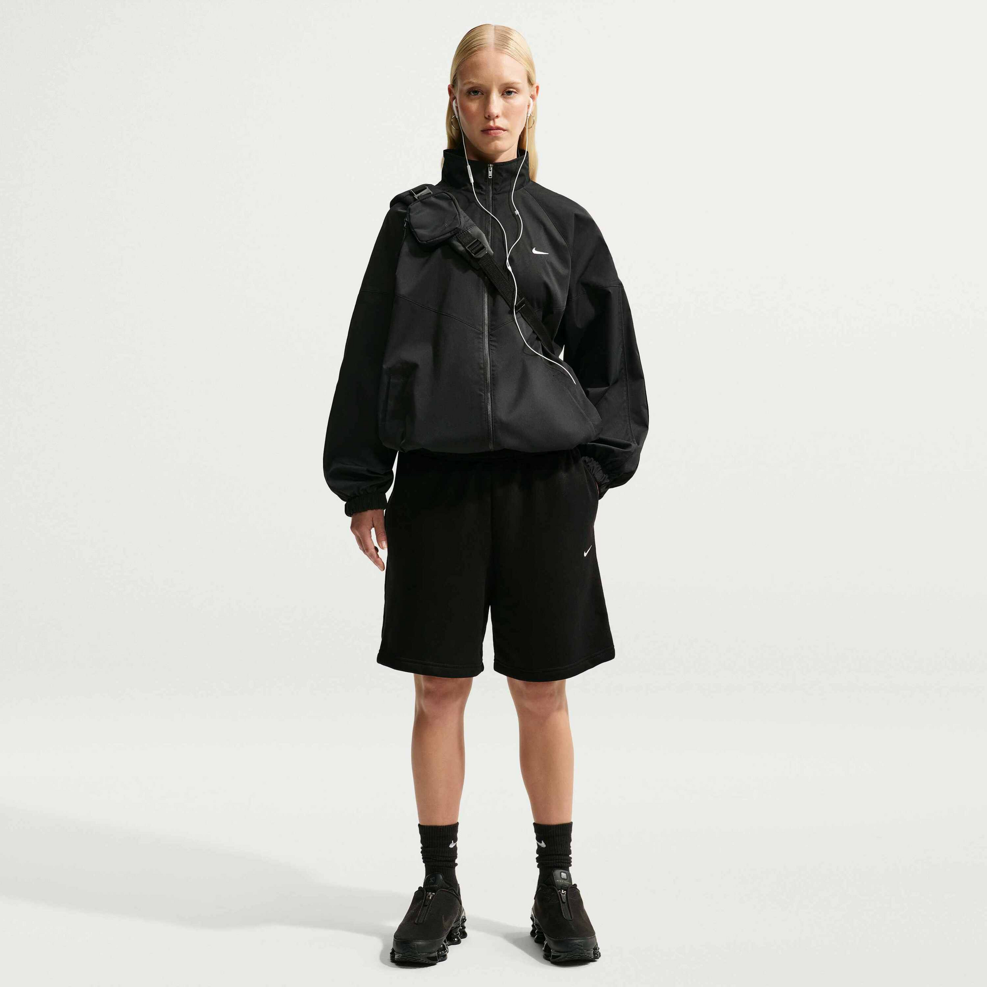 NIKE, Women's Oversized High-rise Shorts Studio Fleece Medium Weight