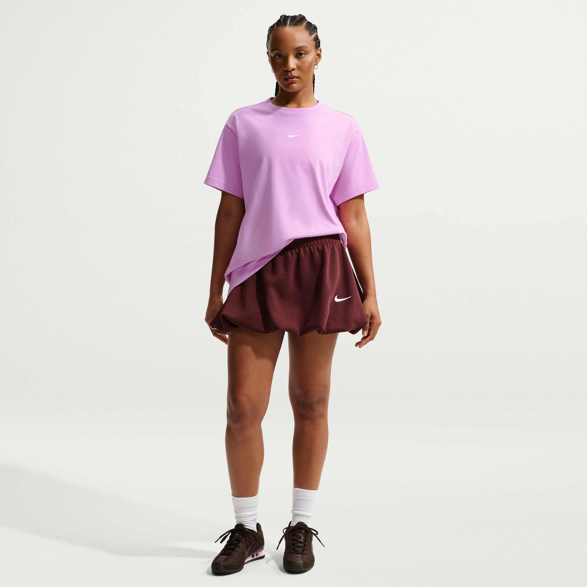 NIKE, Women's Oversized Short-sleeve T-shirt Sportswear