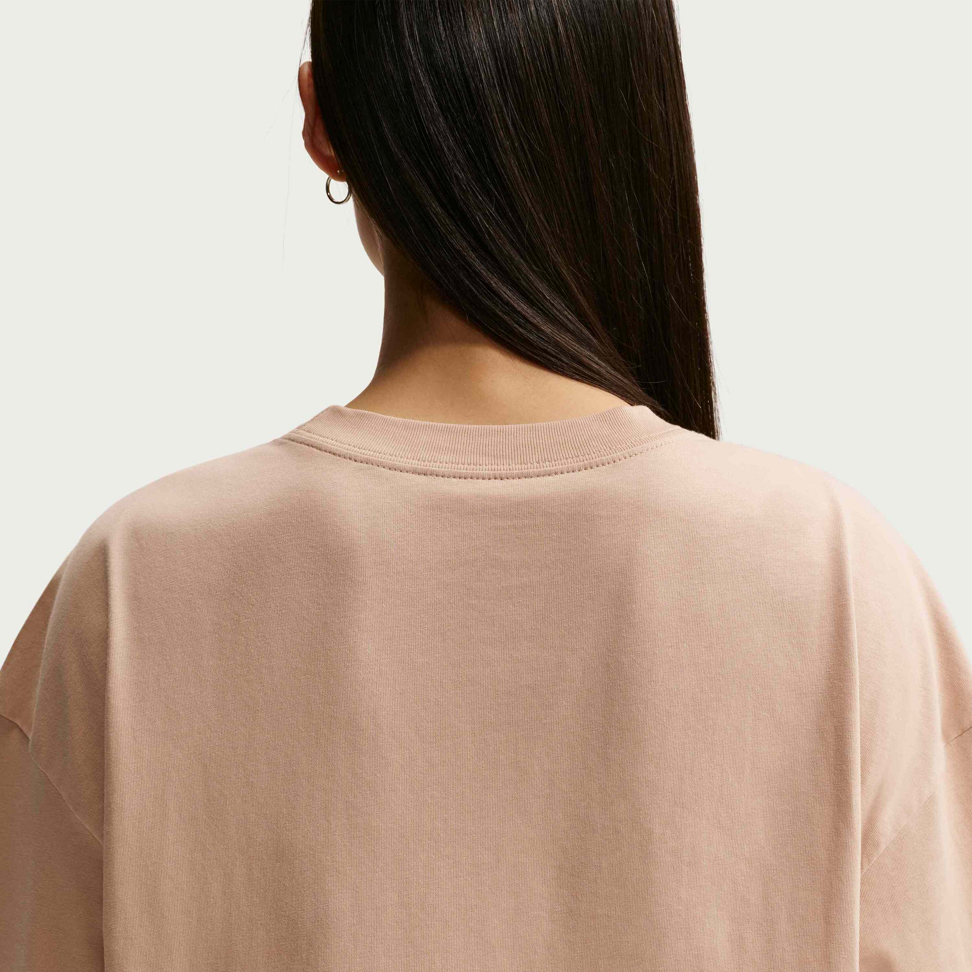 NIKE, Women's Oversized Short-sleeve T-shirt Sportswear