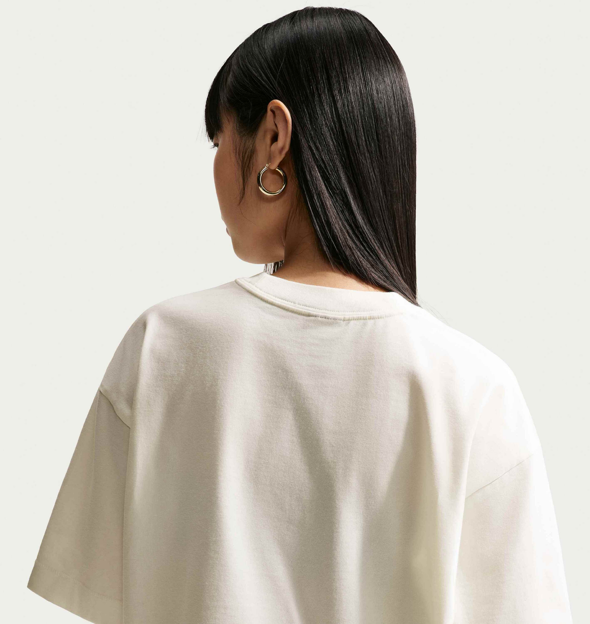 NIKE, Women's Oversized Short-sleeve T-shirt Sportswear