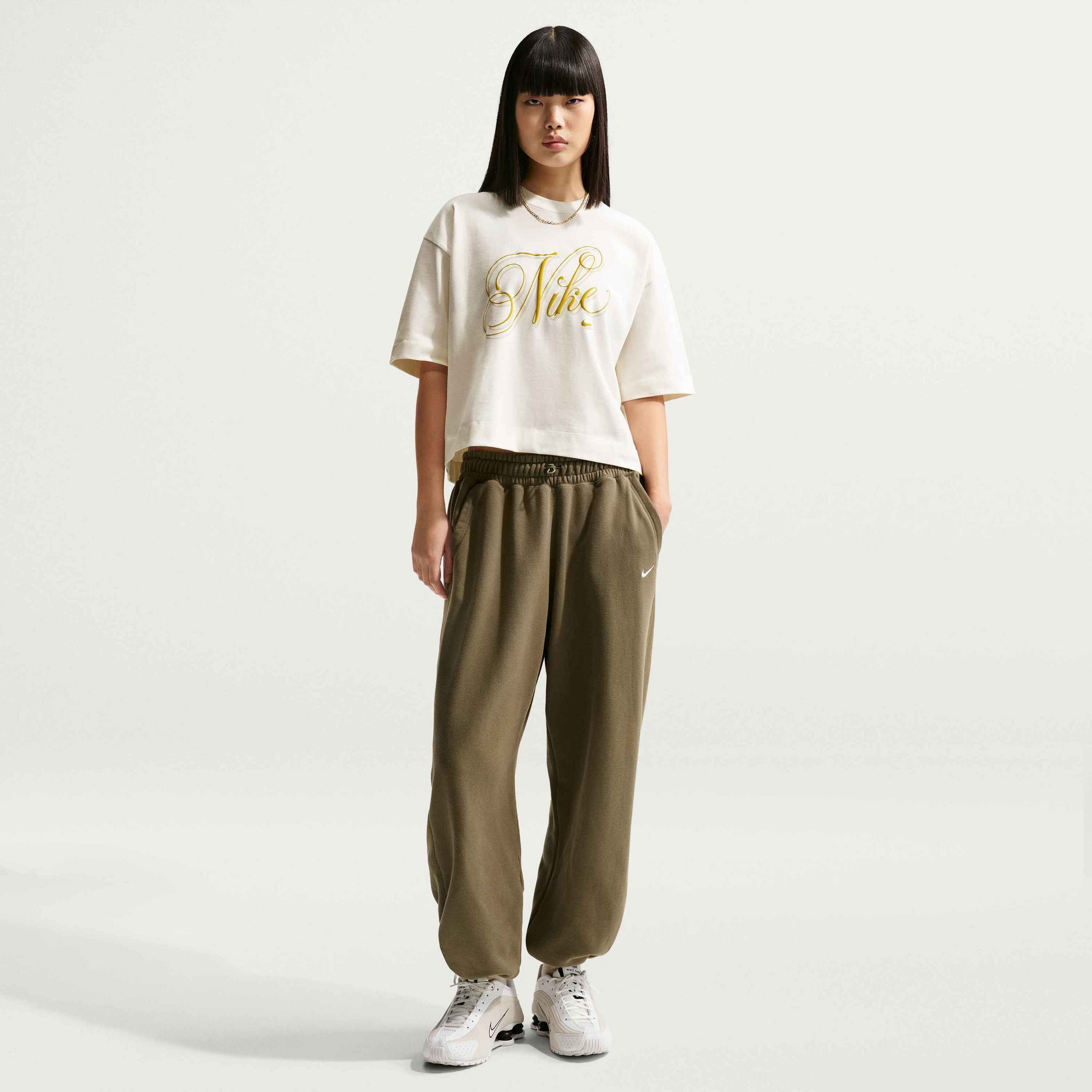 NIKE, Women's Oversized Short-sleeve T-shirt Sportswear