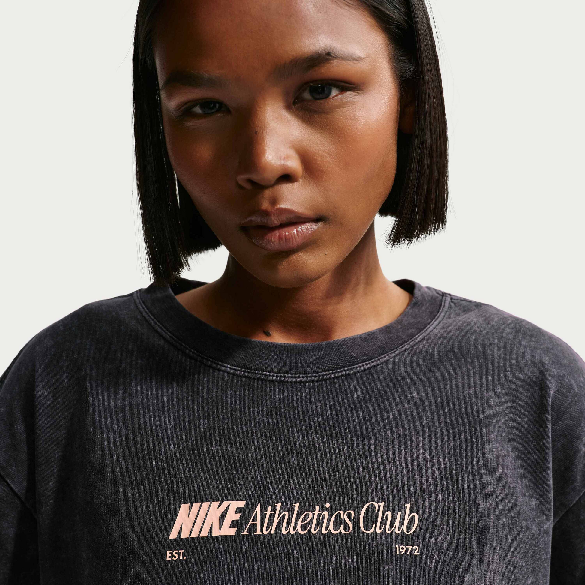 NIKE, Women's Oversized T-shirt Sportswear Classic