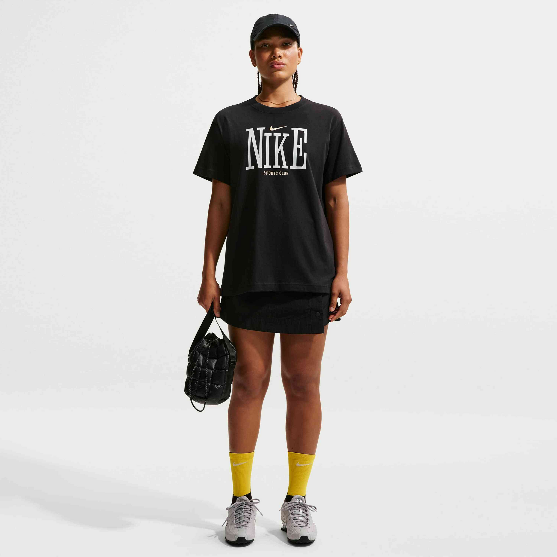 NIKE, Women's Oversized T-shirt Sportswear Classic