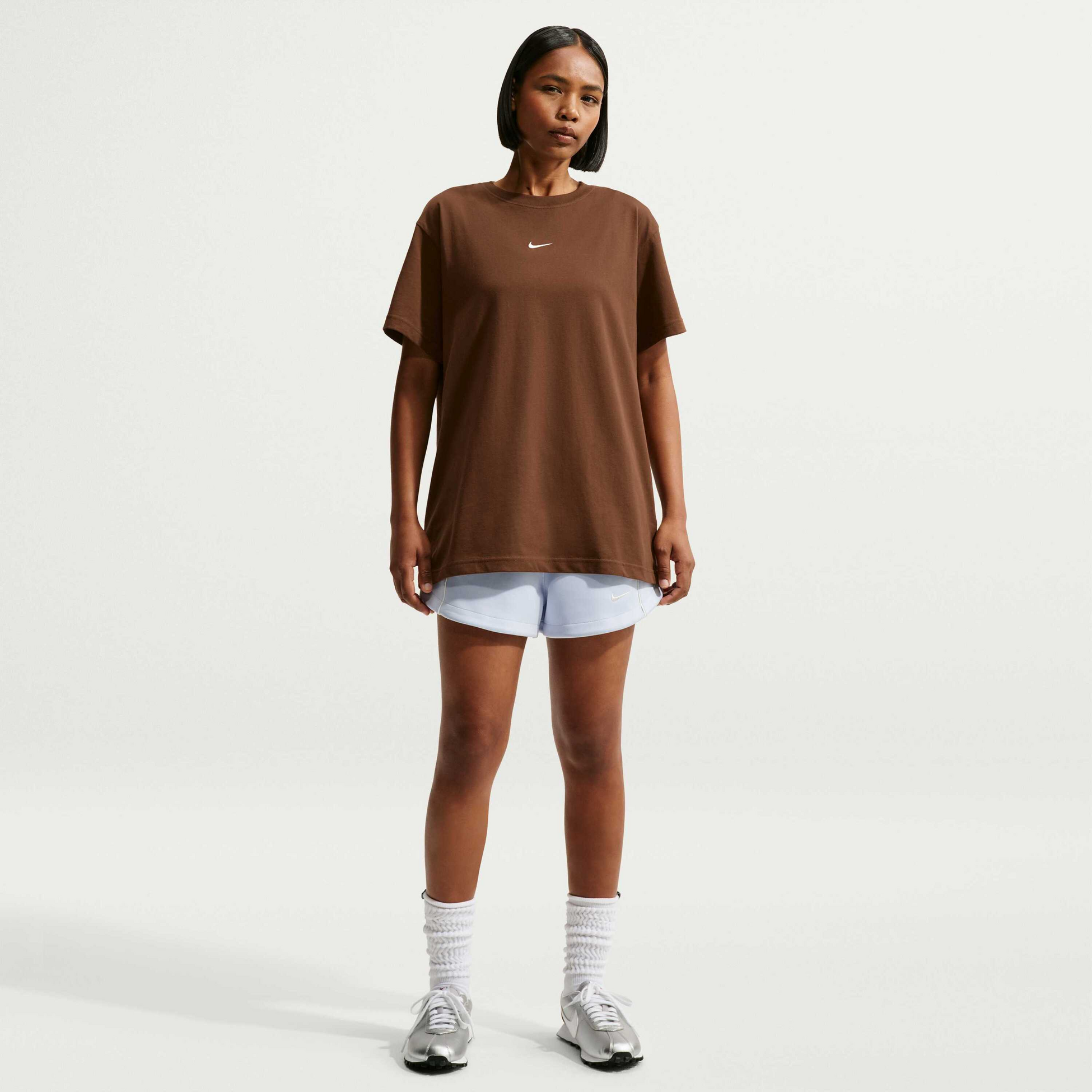 NIKE, Women's Oversized T-shirt Sportswear Classic