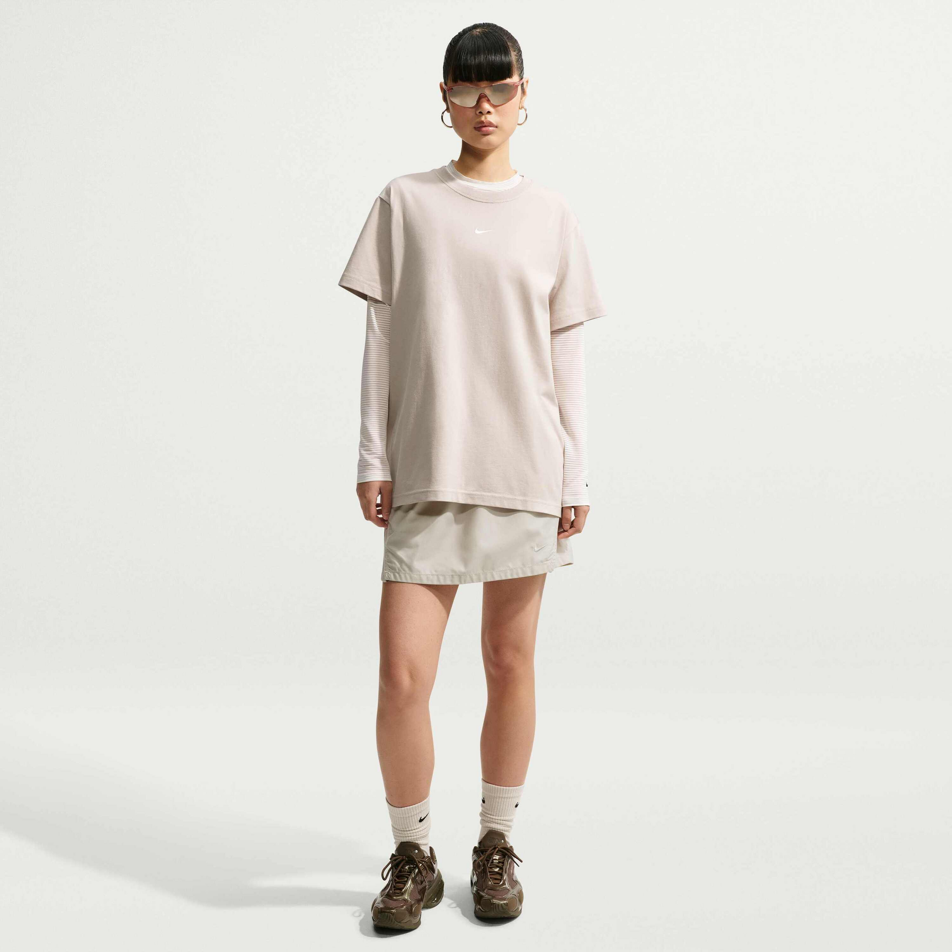 NIKE, Women's Oversized T-shirt Sportswear Classic