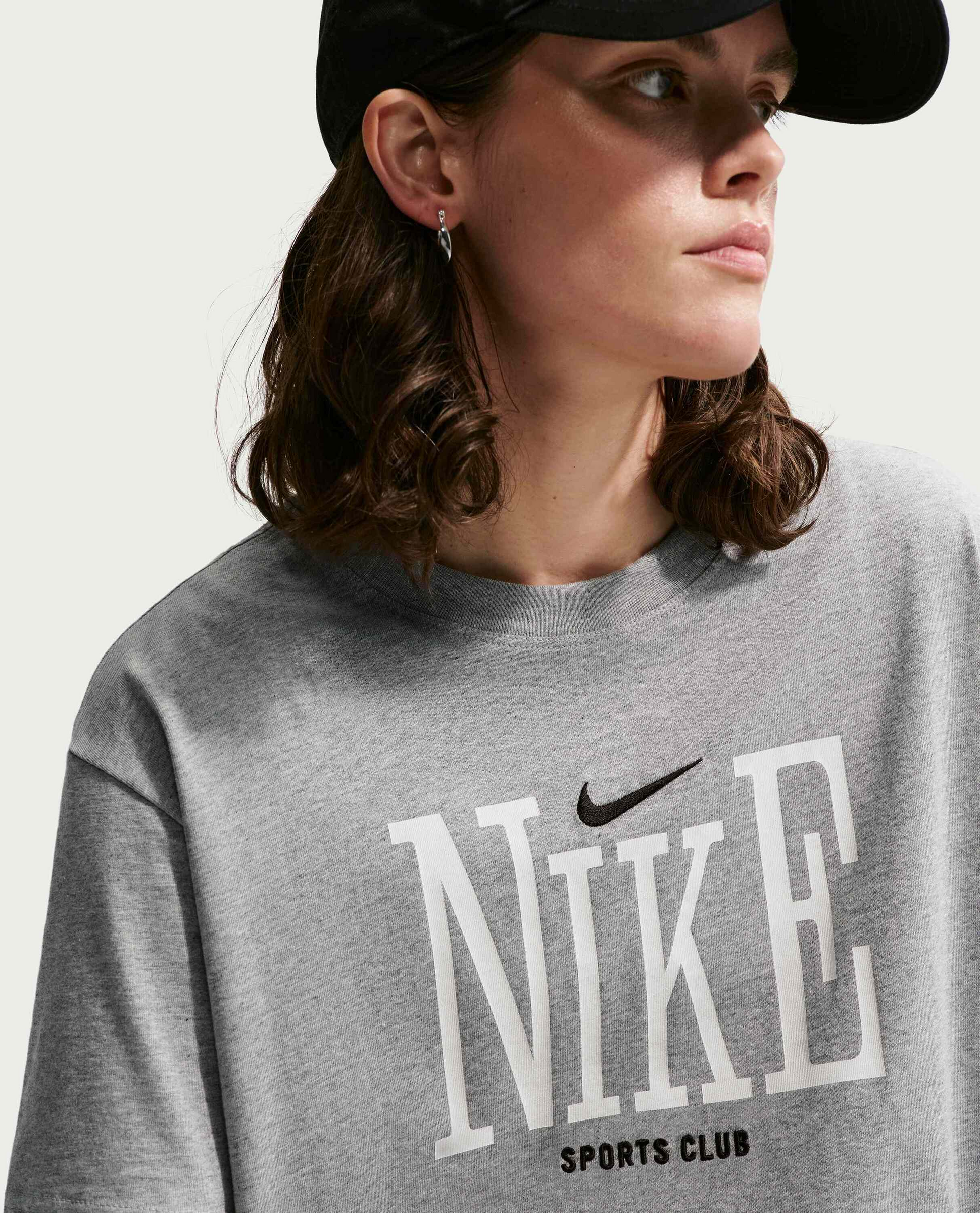 NIKE, Women's Oversized T-shirt Sportswear Classic