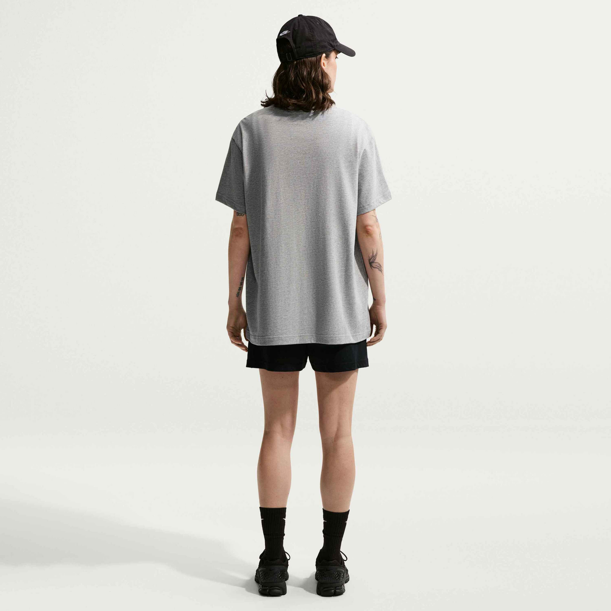 NIKE, Women's Oversized T-shirt Sportswear Classic